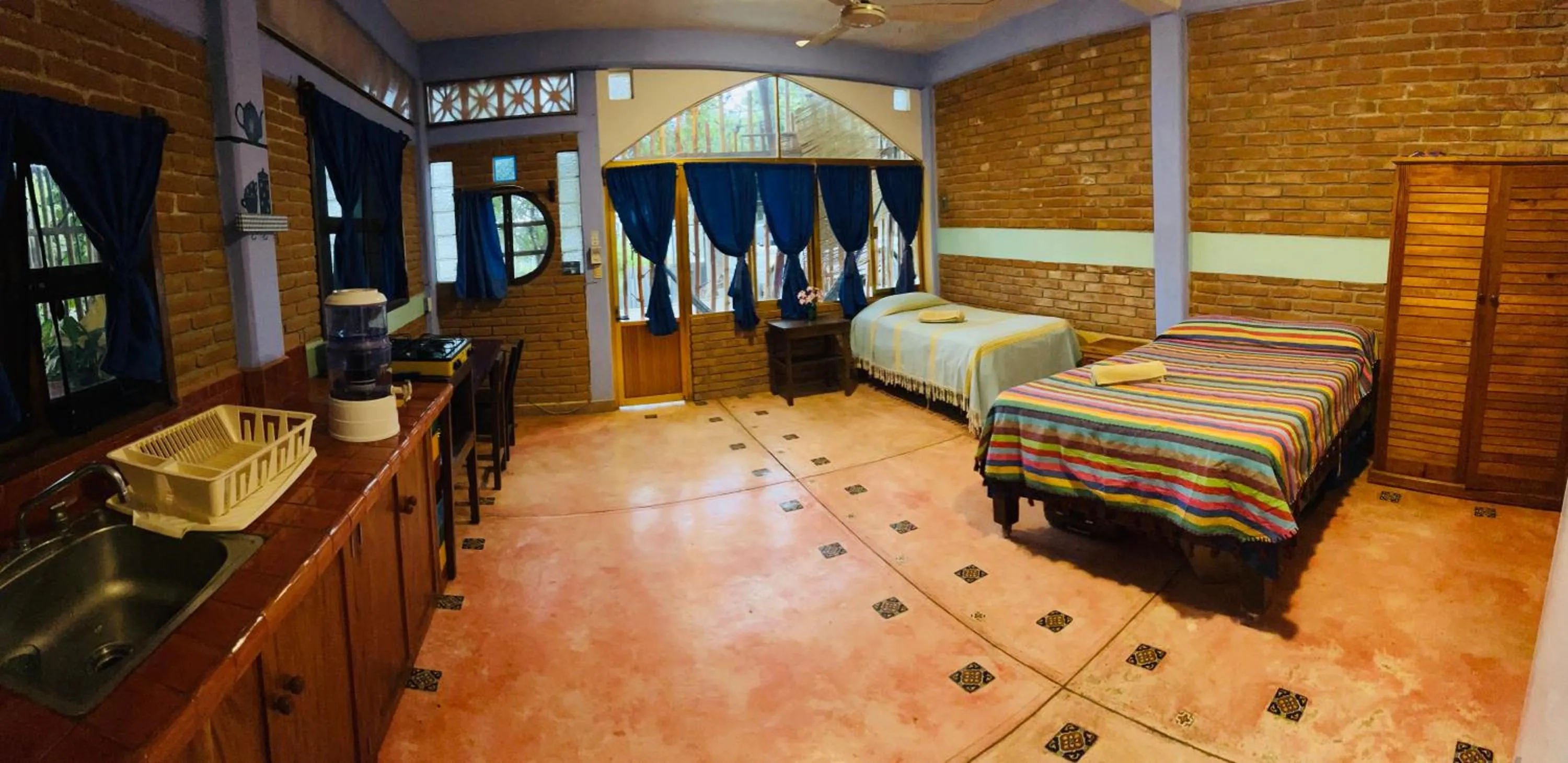 Bed in Ananda Guest House Yoga & Meditación