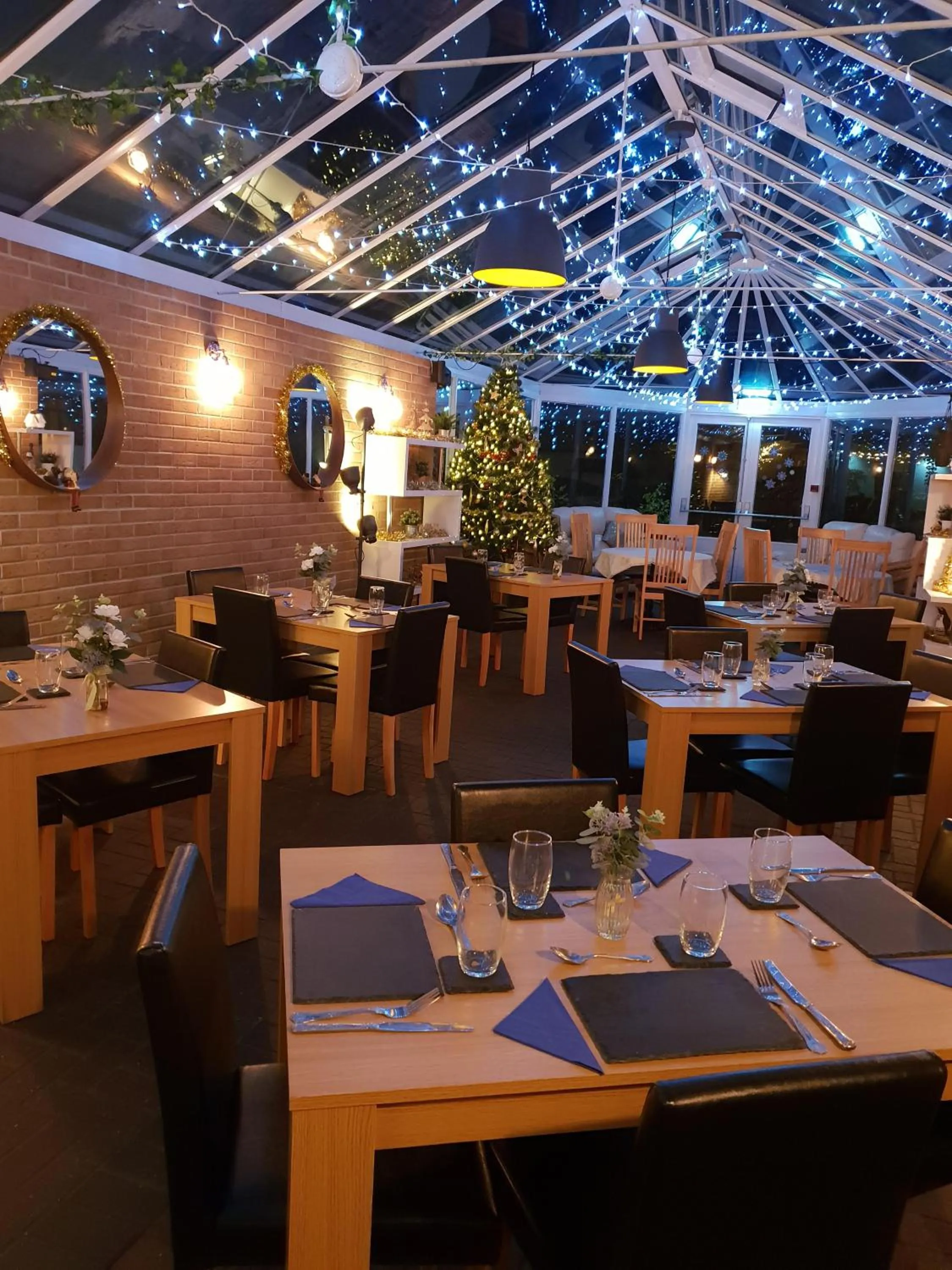 Dining area in The Eyre Court