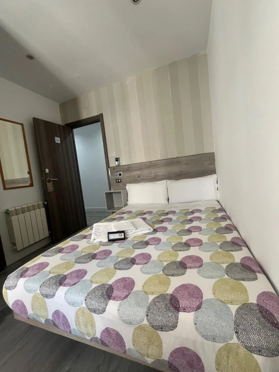 Bed in Hostal Abril Madrid