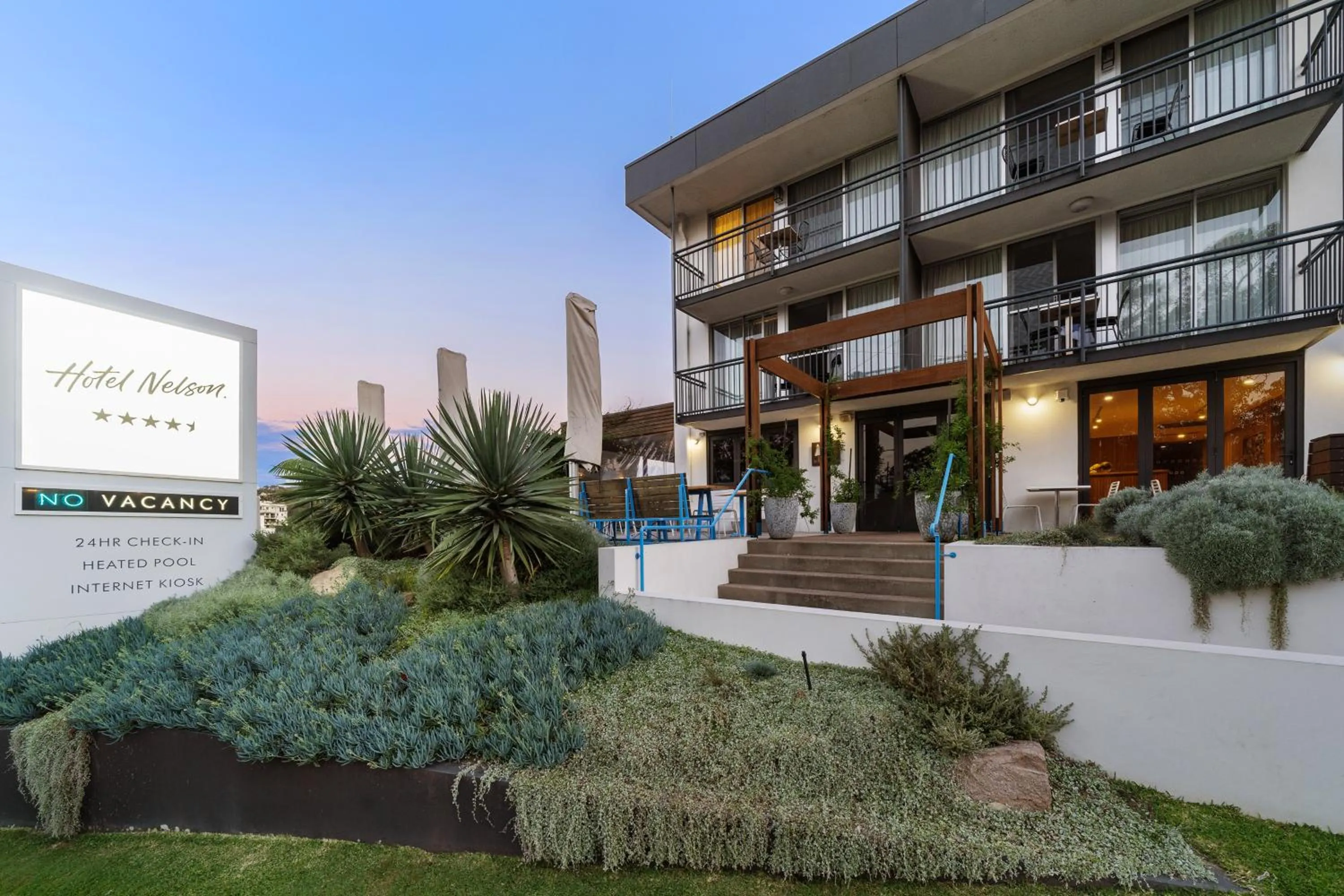 Property building in Hotel Nelson