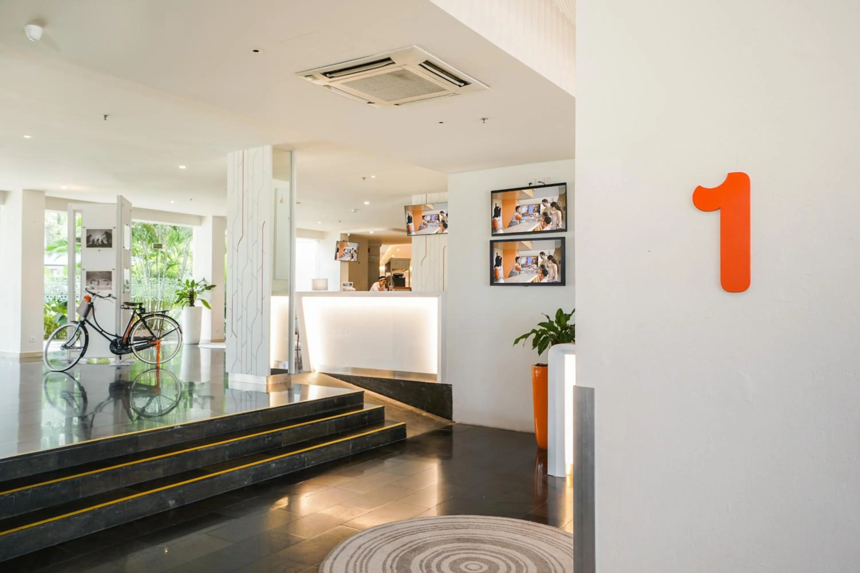 Lobby or reception in HARRIS Resort Batam Waterfront
