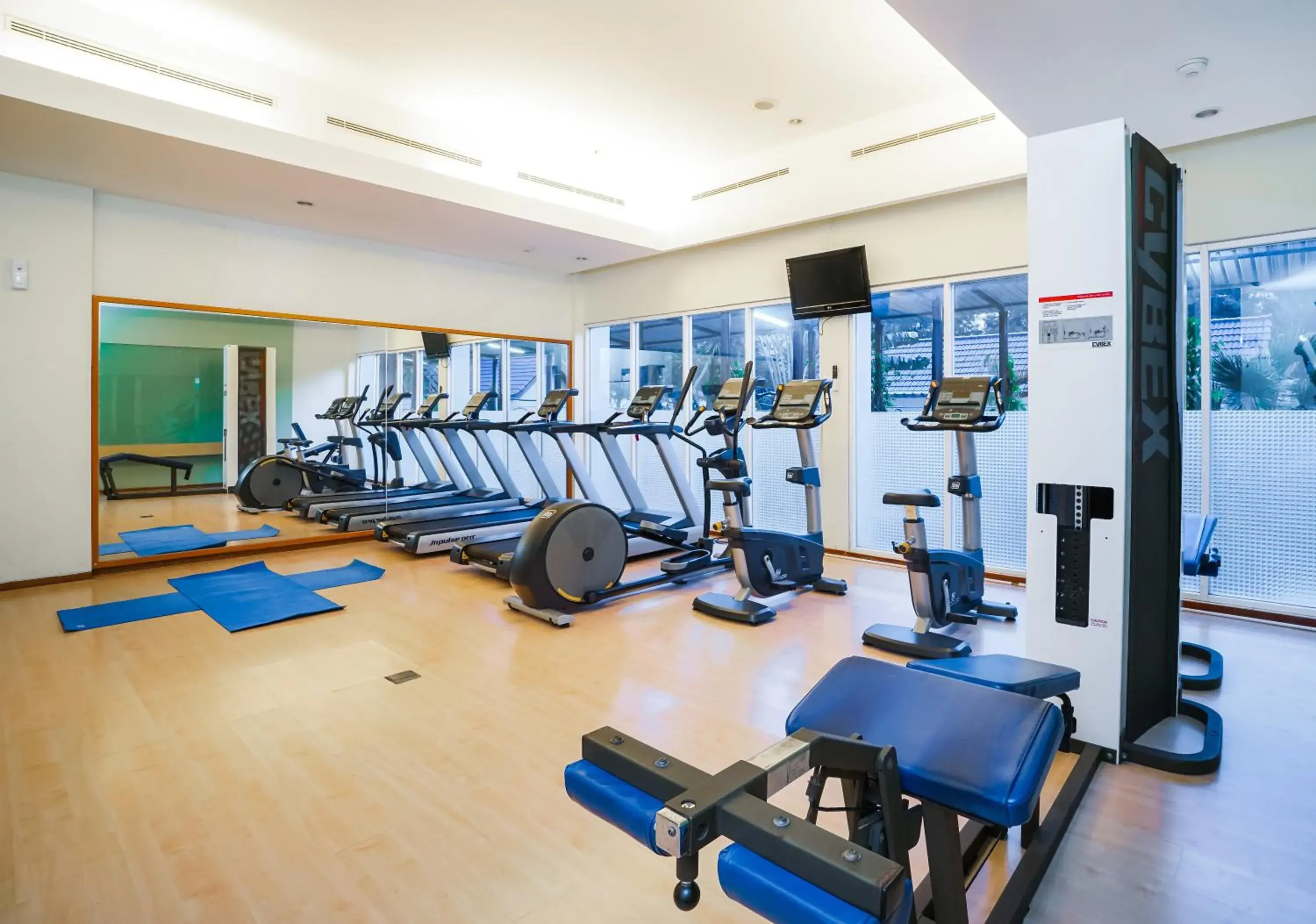 Fitness centre/facilities in HARRIS Resort Batam Waterfront Fitness centre/facilities in HARRIS Resort Batam Waterfront