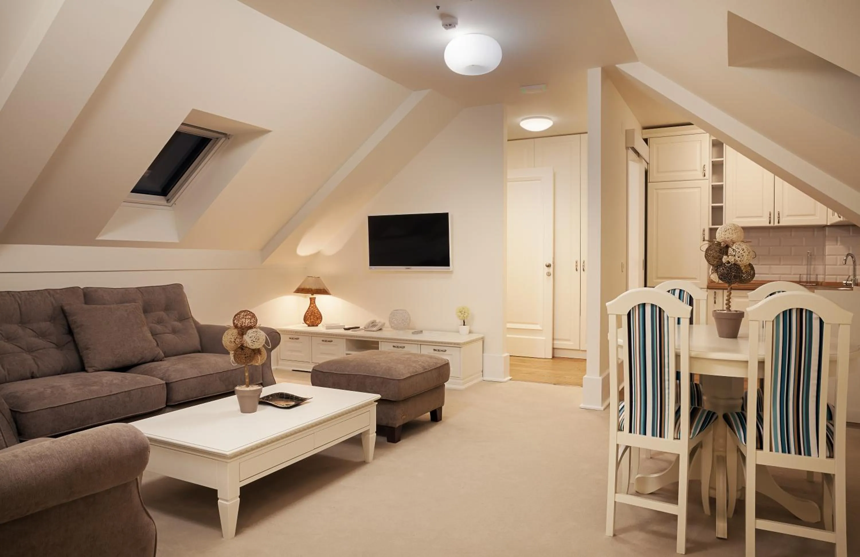 TV and multimedia in Castello Boutique Hotel