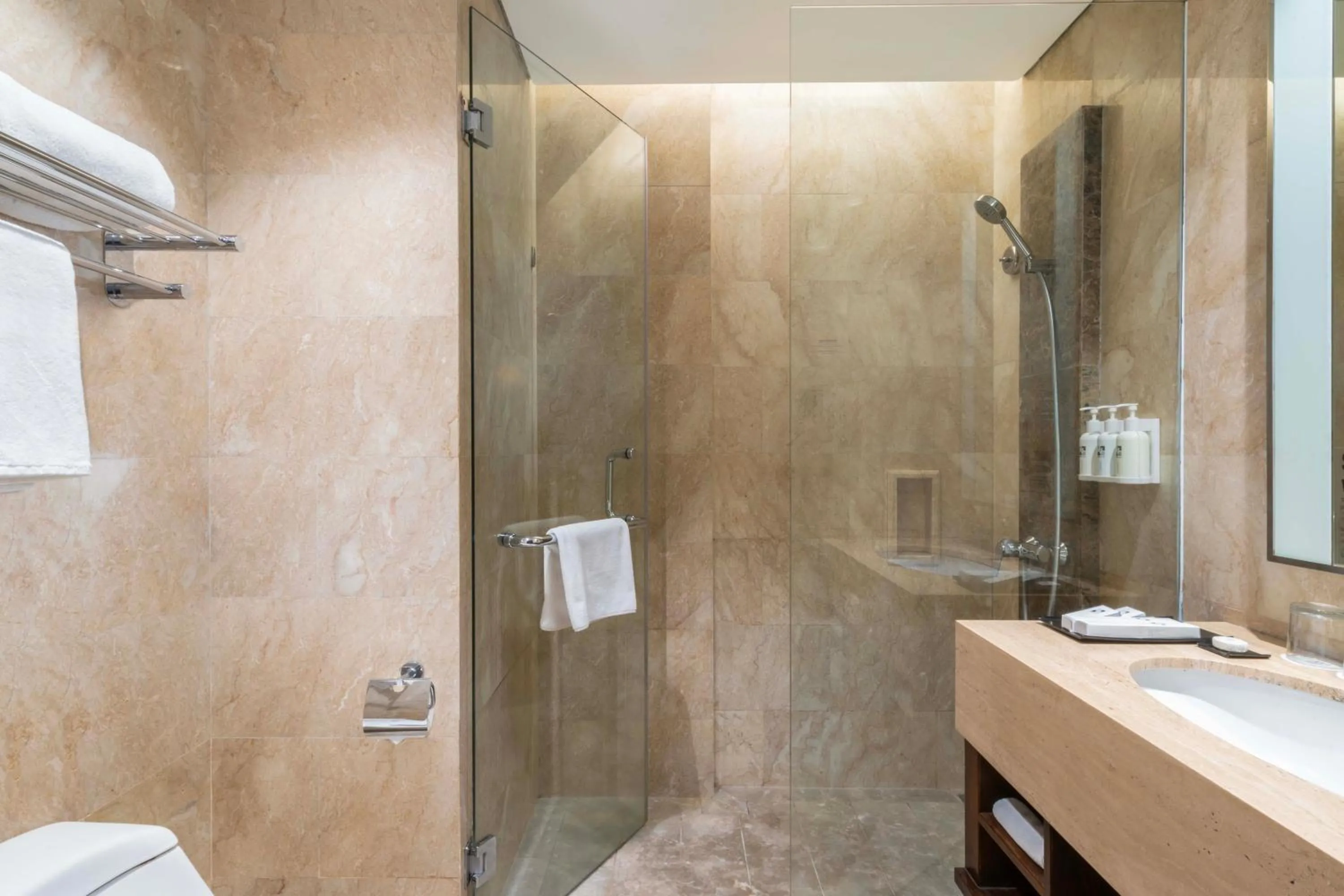 Bathroom in Swiss-Belhotel Borneo Banjarmasin