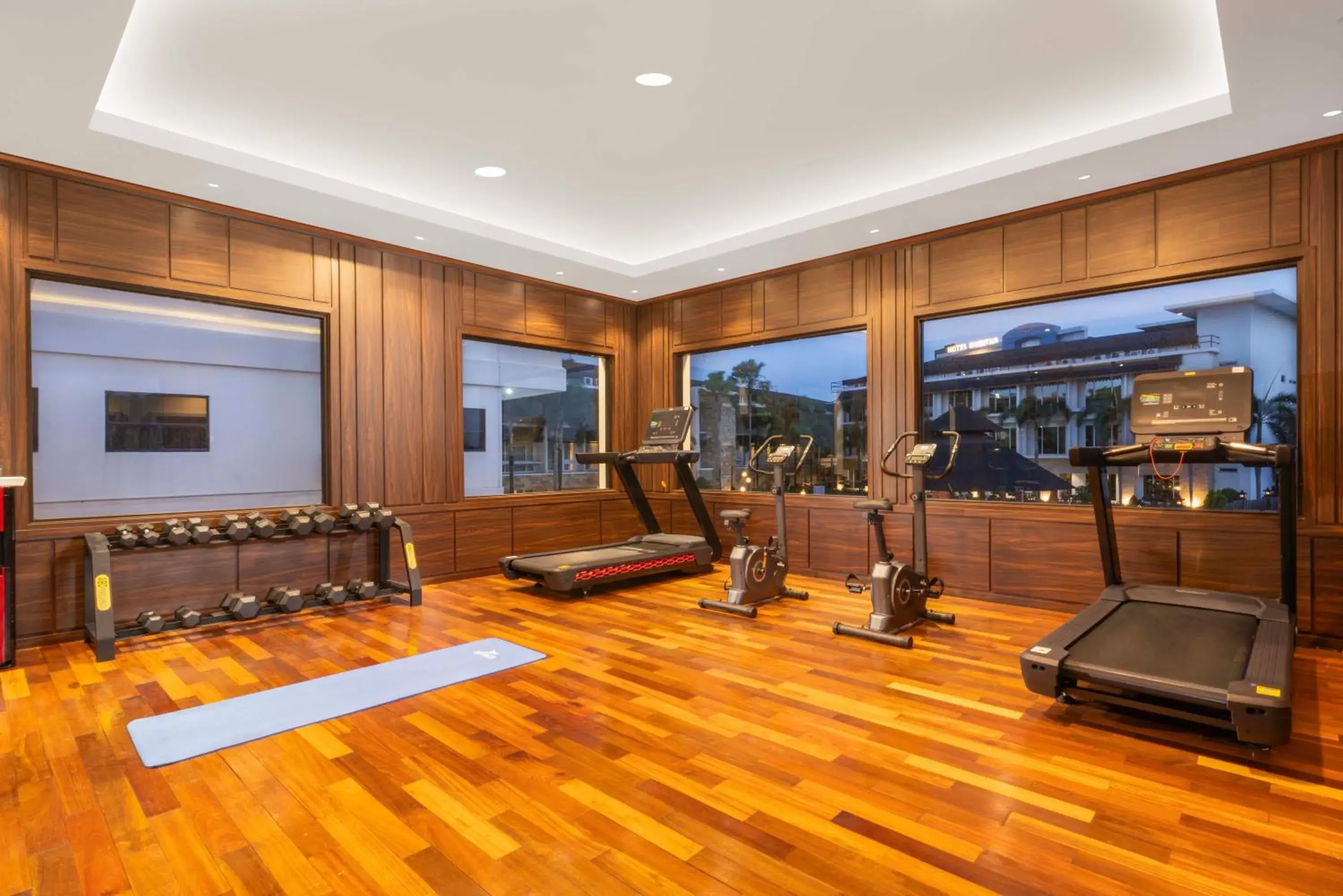 Fitness centre/facilities in Swiss-Belhotel Borneo Banjarmasin Fitness centre/facilities in Swiss-Belhotel Borneo Banjarmasin