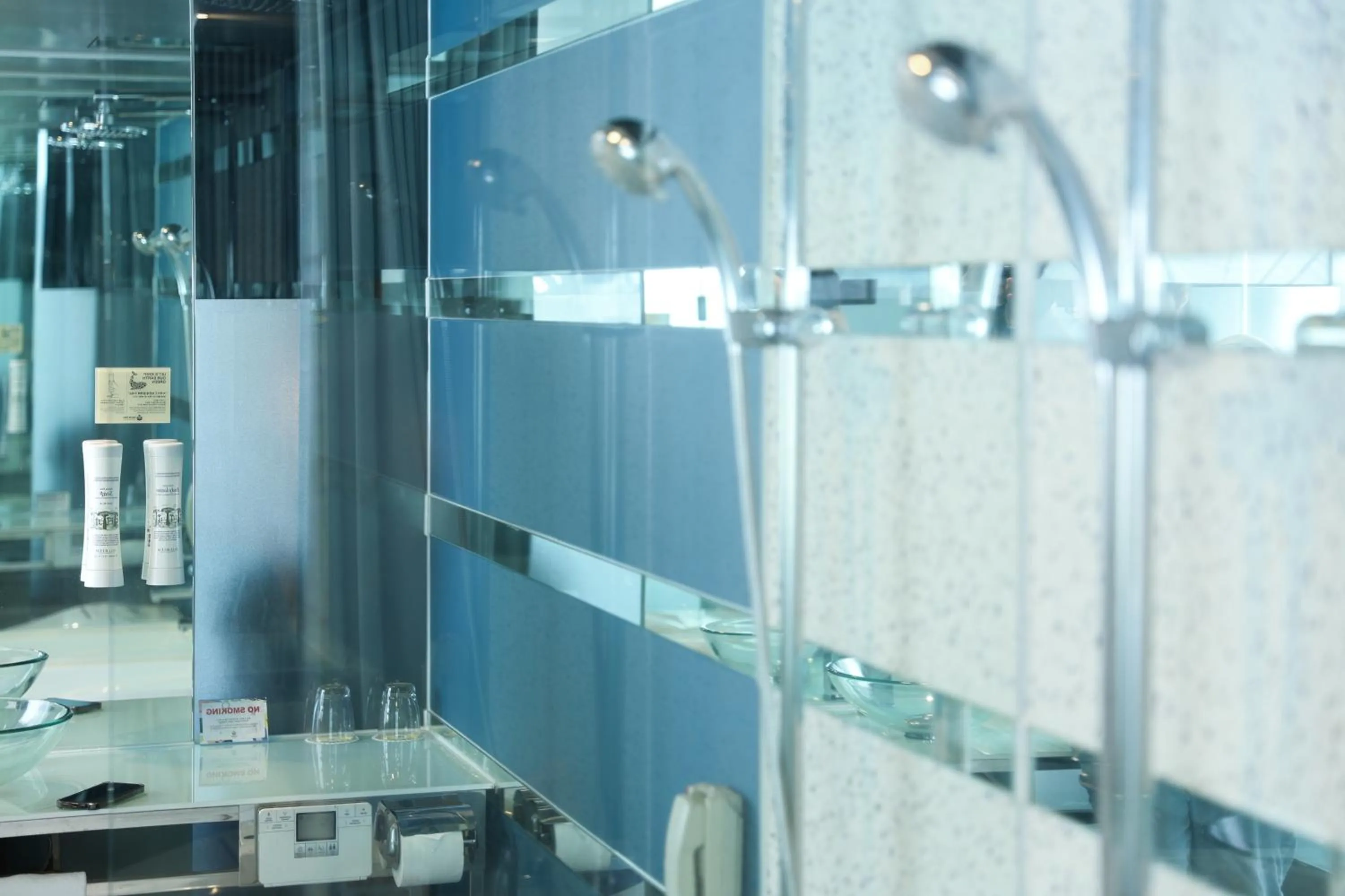 Toilet in Imperial Palace Boutique Hotel Itaewon - Renovated in 2025