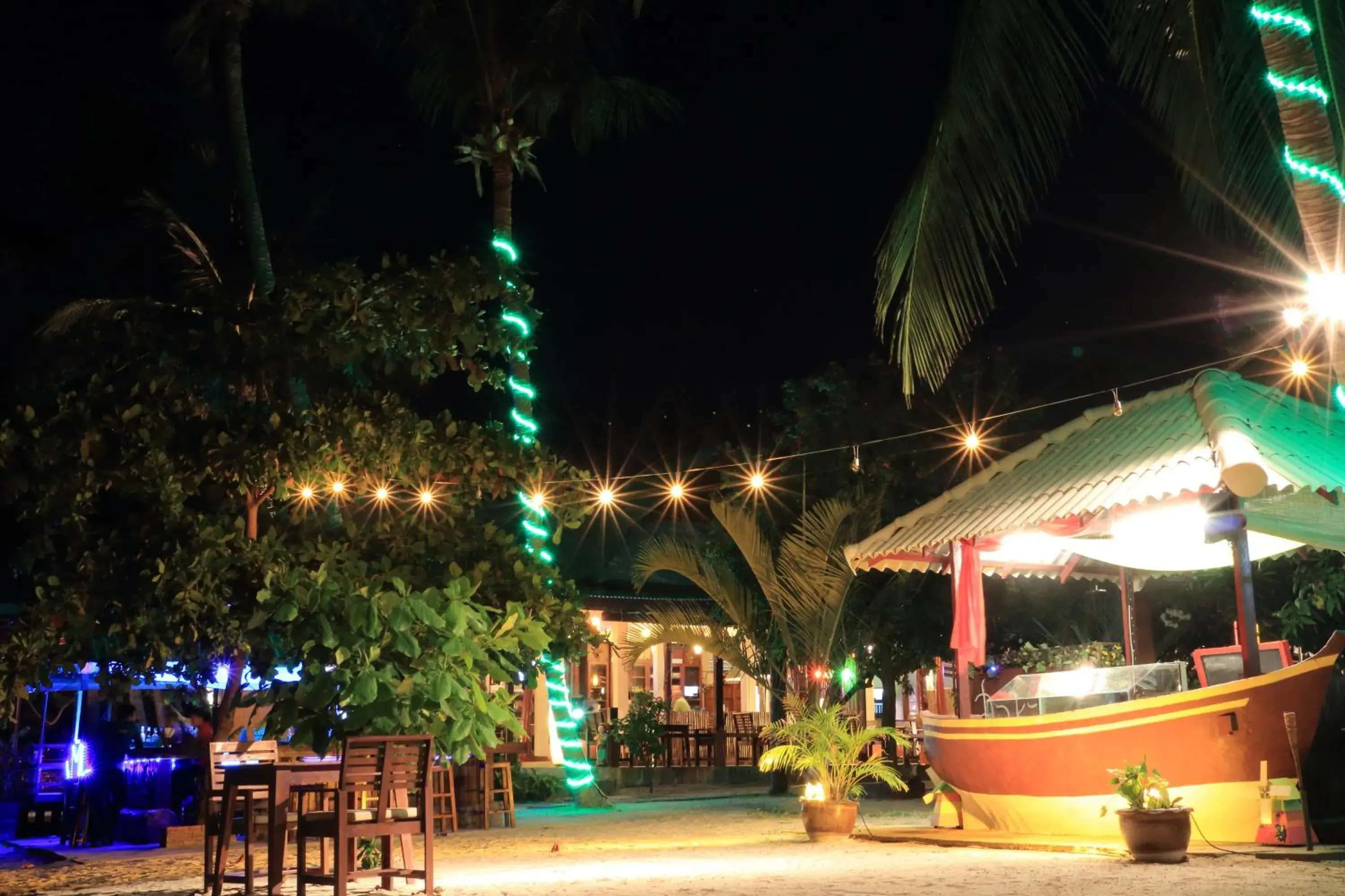 Restaurant/places to eat in Da Kanda Villa Beach Resort Restaurant/places to eat in Da Kanda Villa Beach Resort