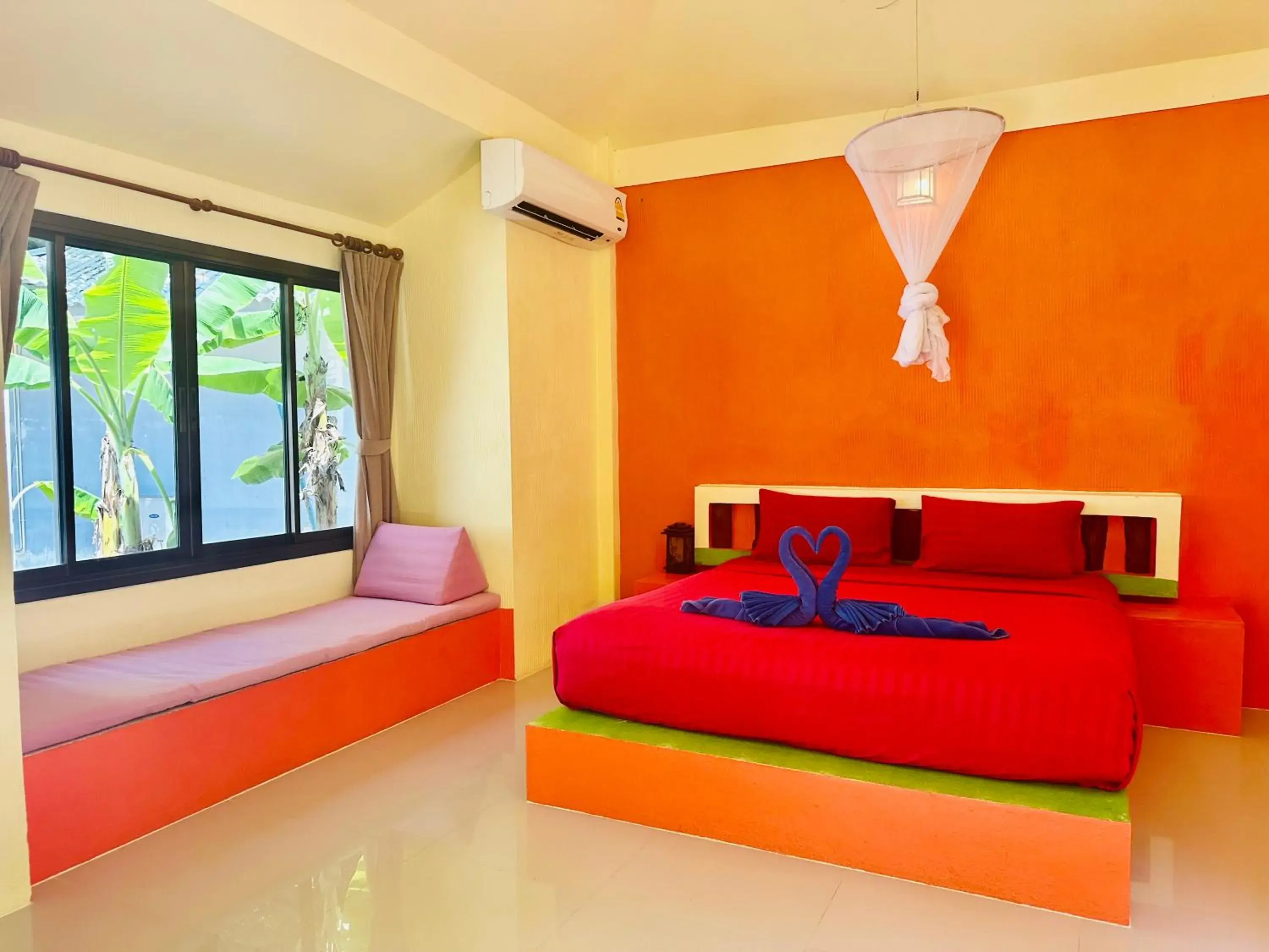 Bed in Da Kanda Villa Beach Resort Bed in Da Kanda Villa Beach Resort