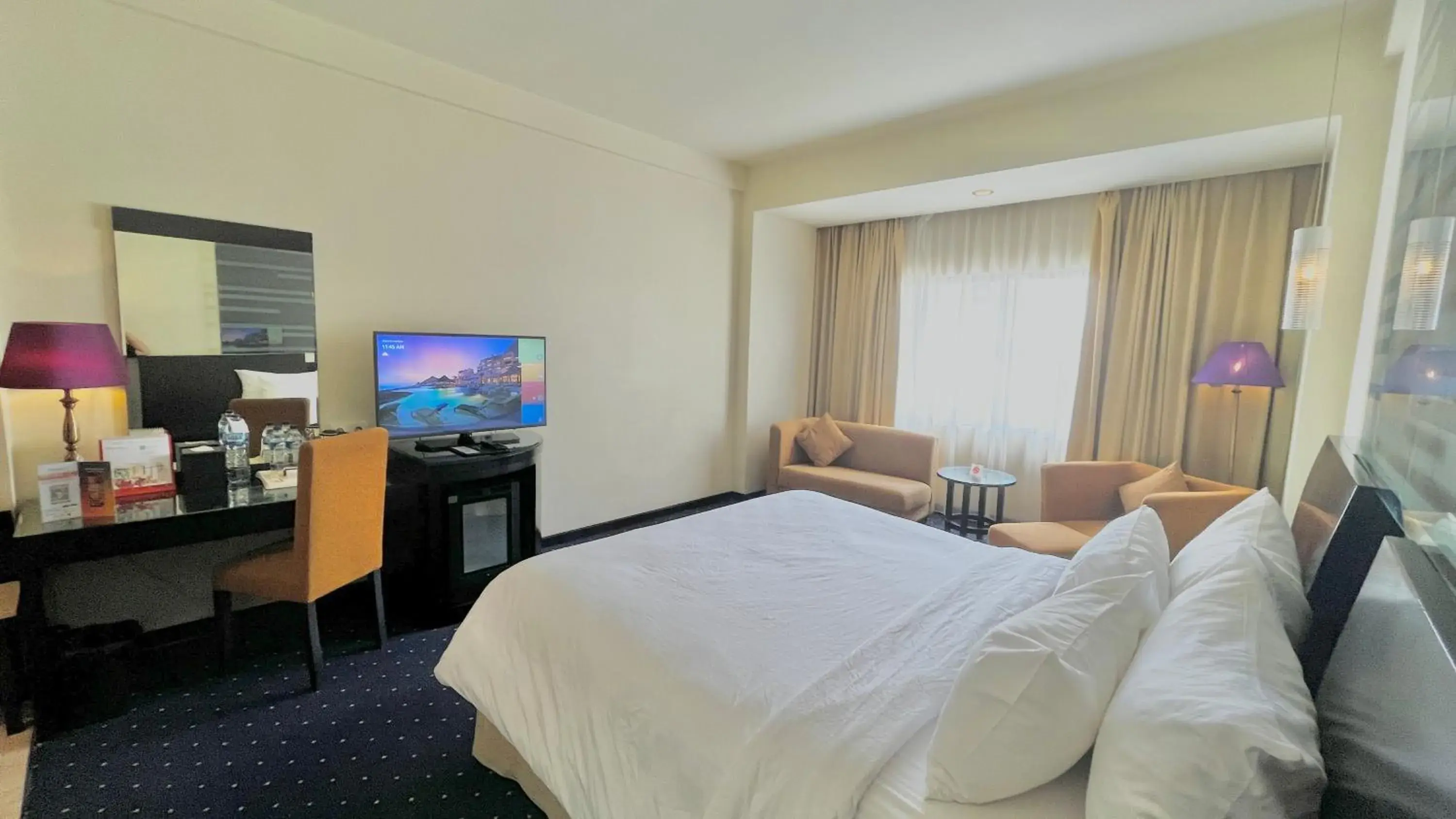 TV and multimedia, Bed in Swiss-Belhotel Silae Palu TV and multimedia, Bed in Swiss-Belhotel Silae Palu