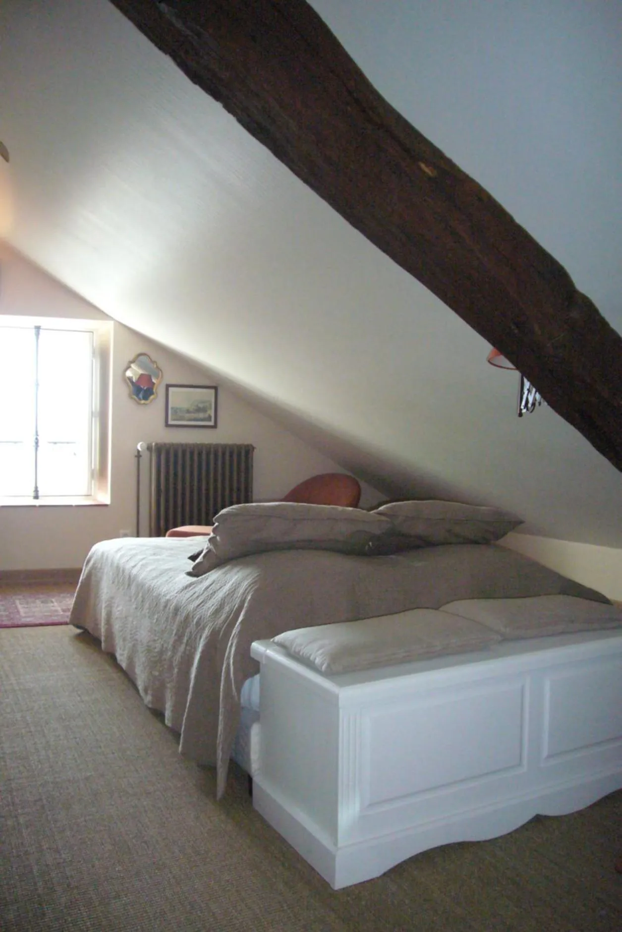 Bed in Logis Cote Loire - Auberge Ligerienne