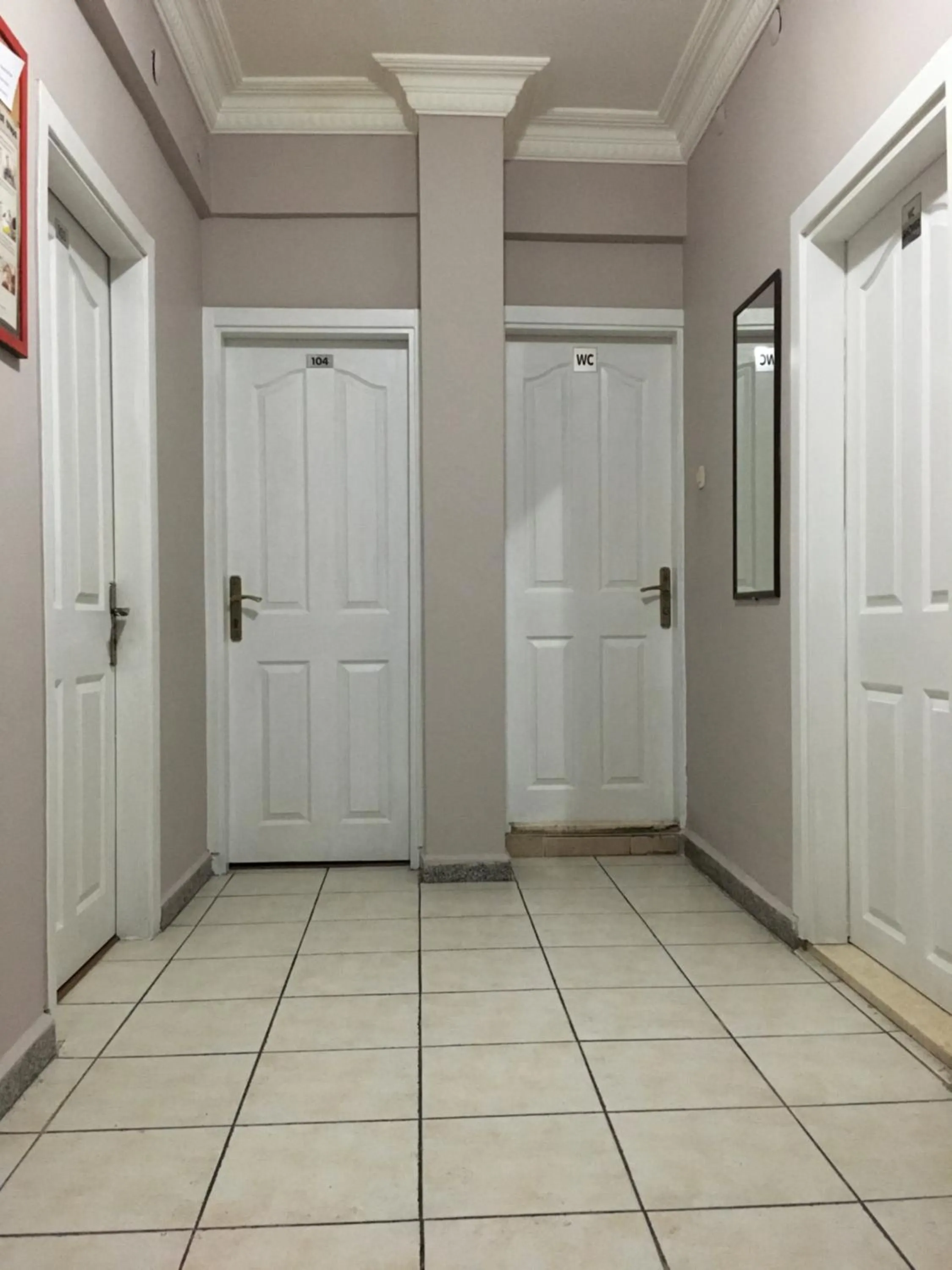 Toilet in Second Home Hostel