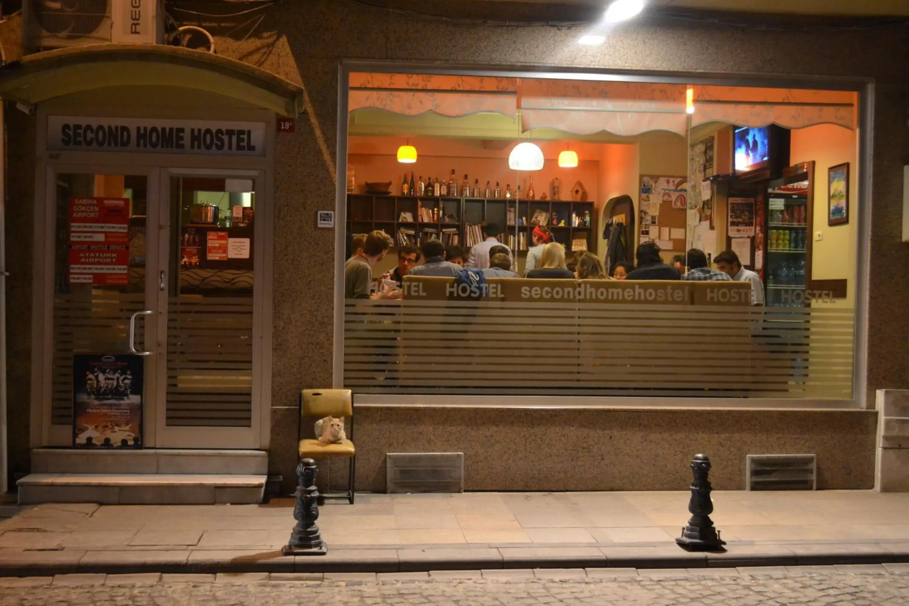 Facade/entrance in Second Home Hostel Facade/entrance in Second Home Hostel