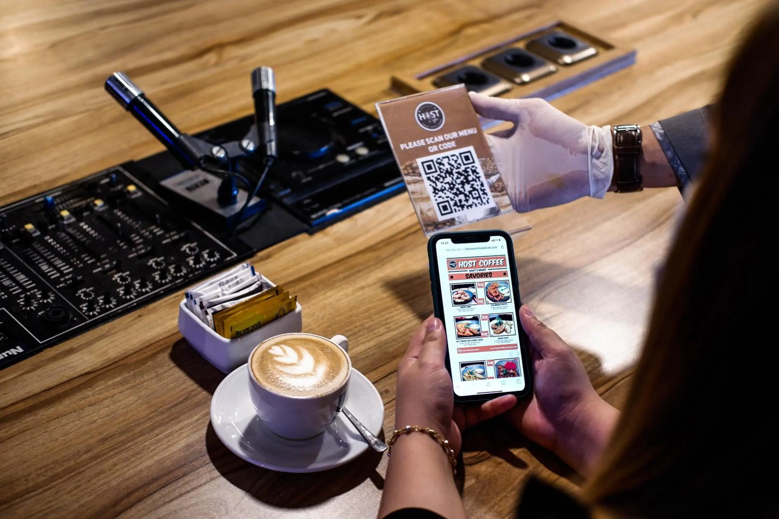 Restaurant/places to eat in Hotel Horison Ultima Bekasi Restaurant/places to eat in Hotel Horison Ultima Bekasi