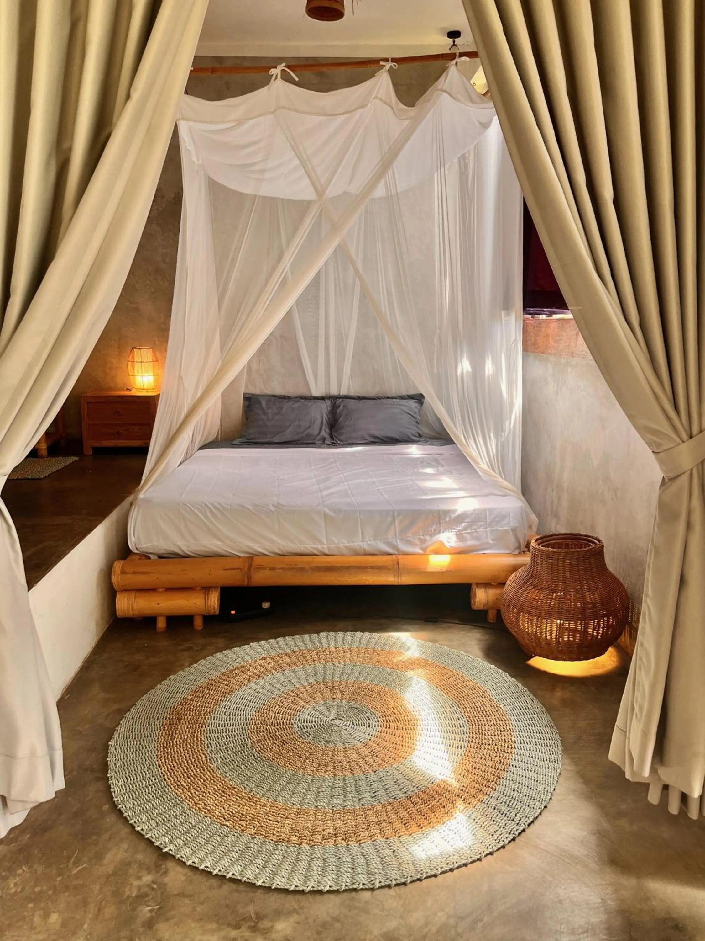 Bedroom, Bed in Vertical House Bali