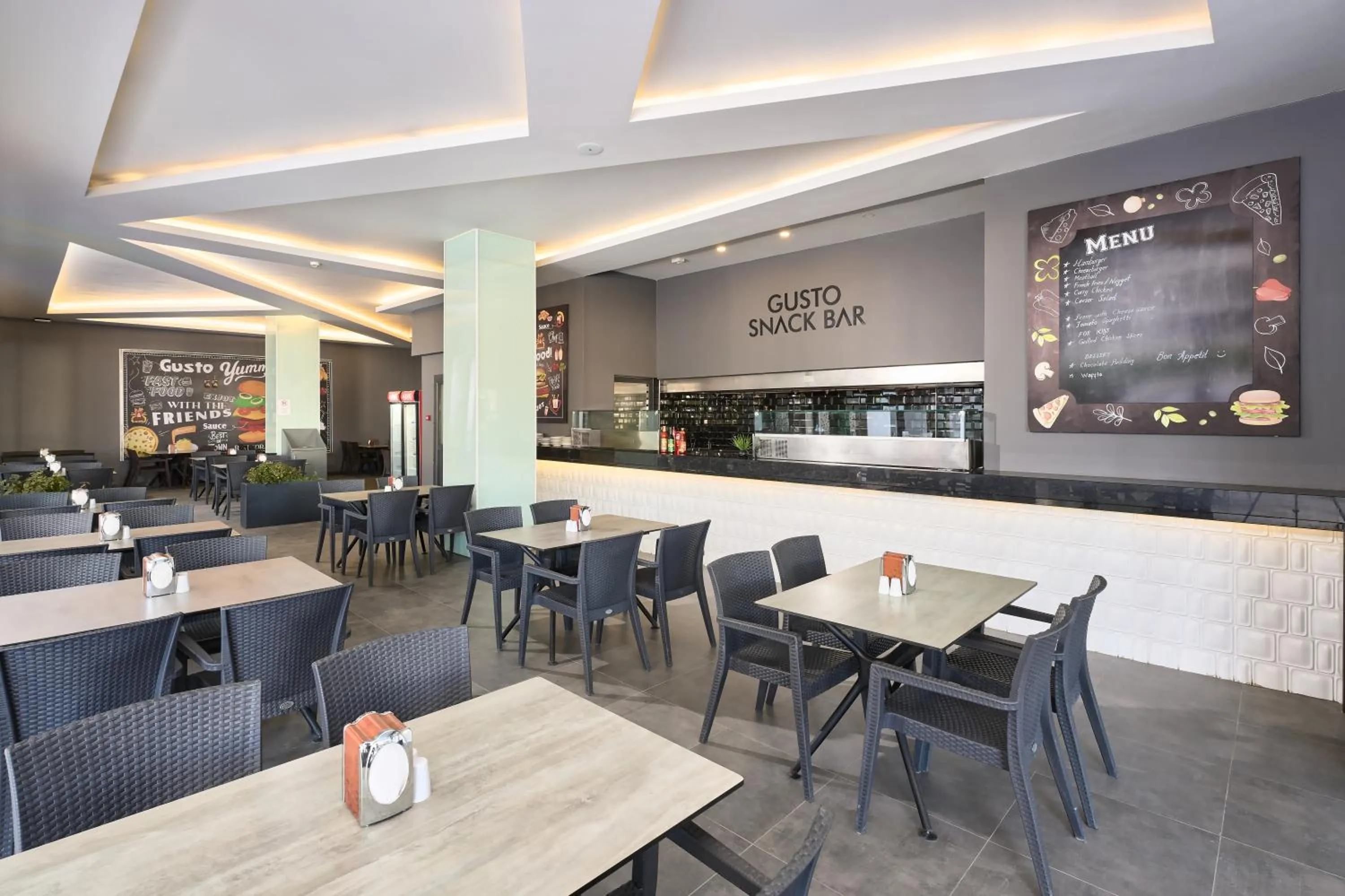 Restaurant/places to eat in Kaila Beach Hotel - All Inclusive