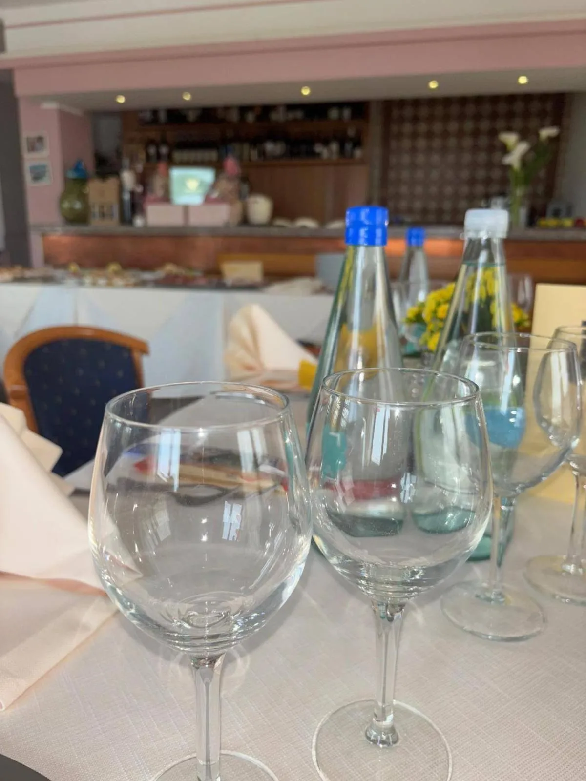 Restaurant/places to eat in Hotel Sporting