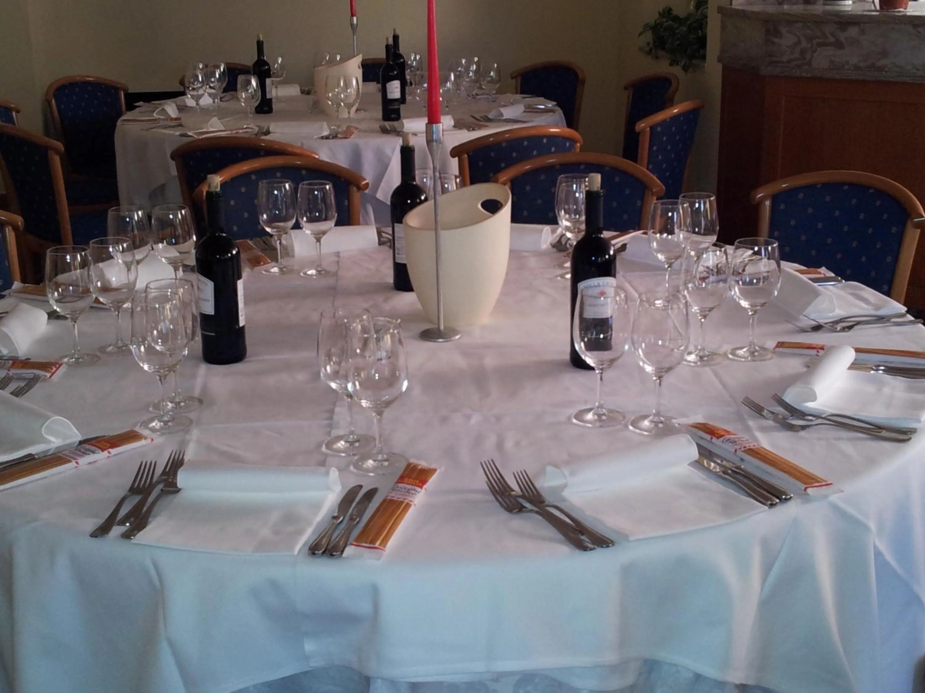 Restaurant/places to eat in Hotel Sporting