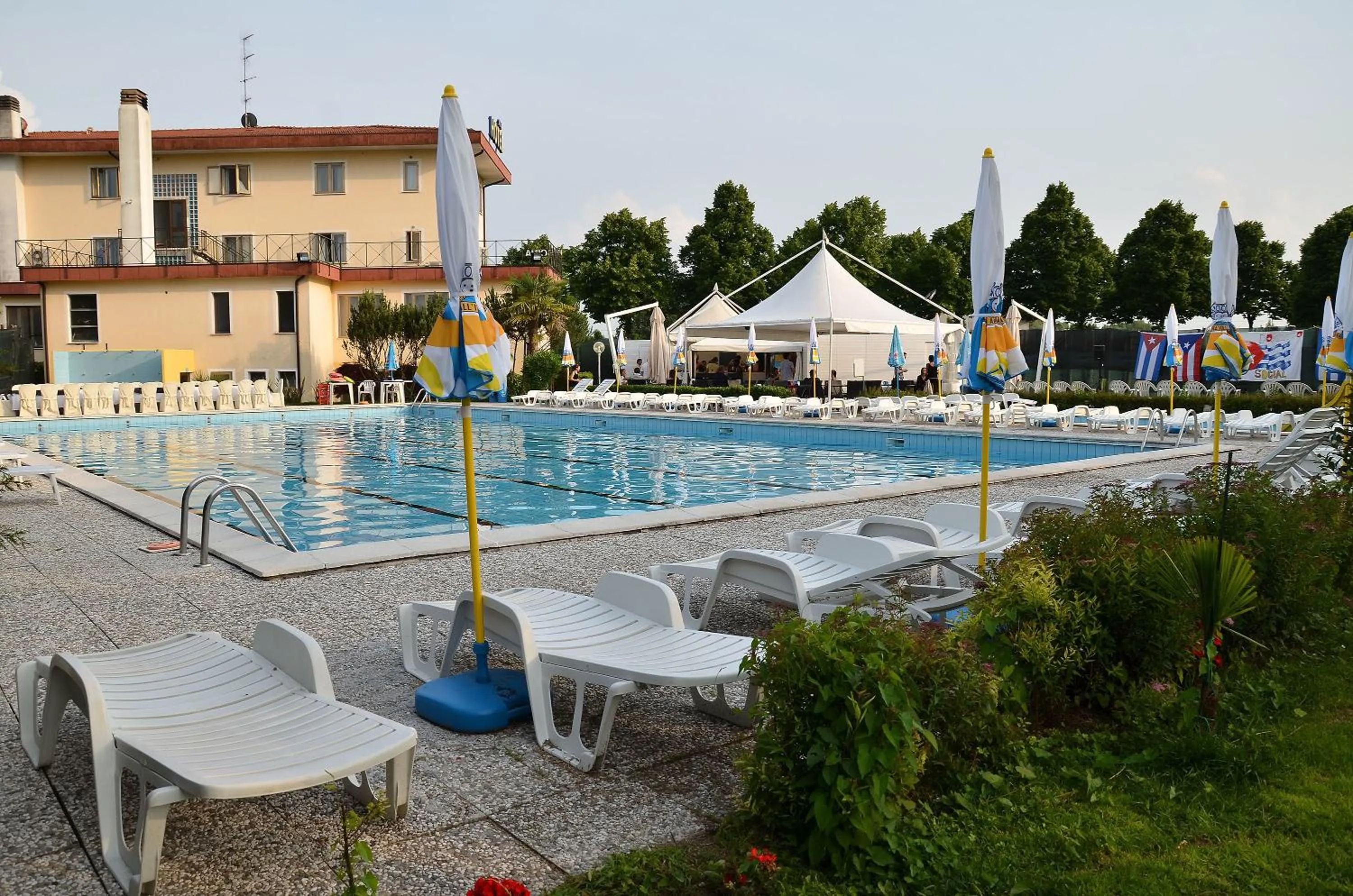 Toilet in Hotel Sporting