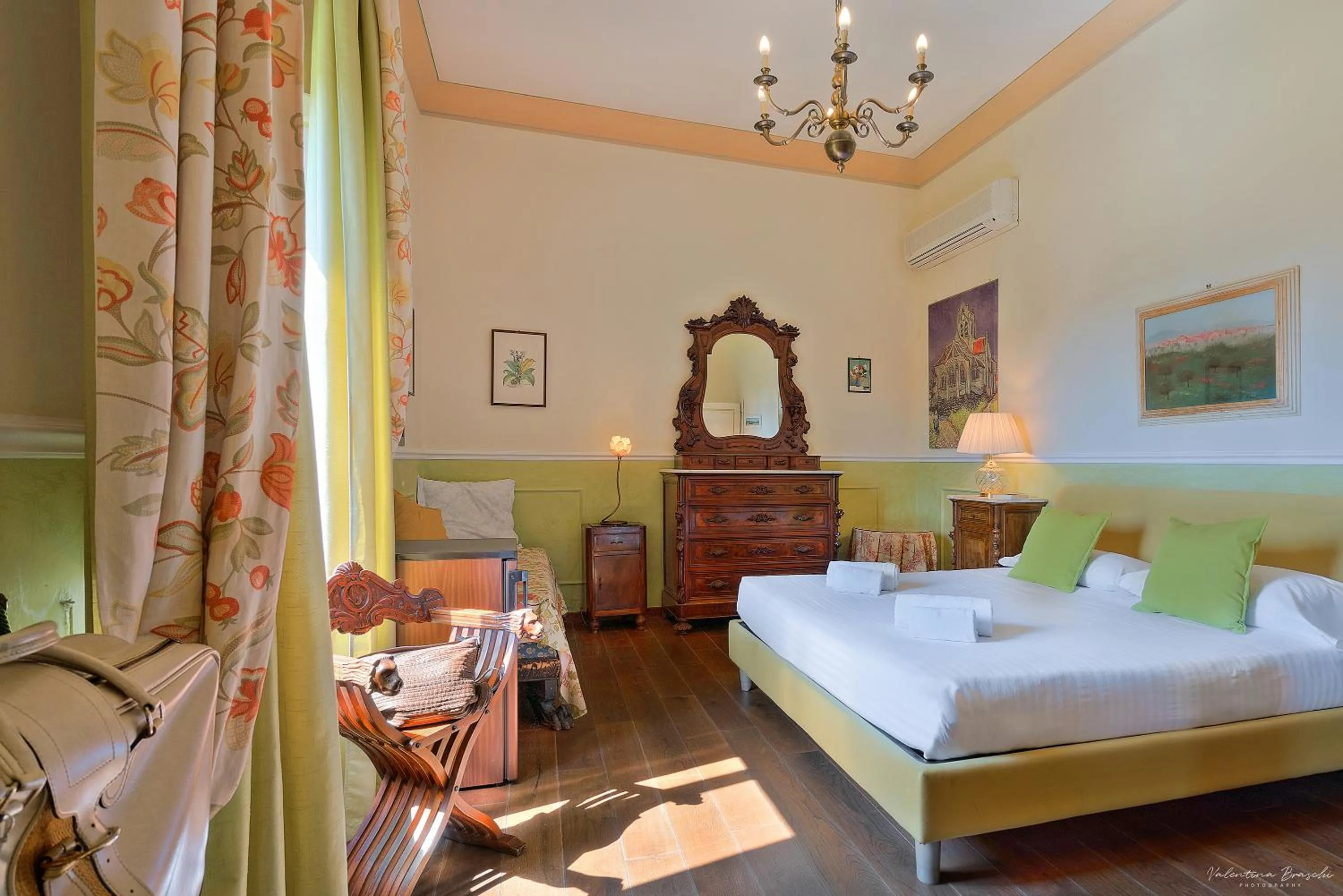 Bed in Villa Ape Rosa Relais