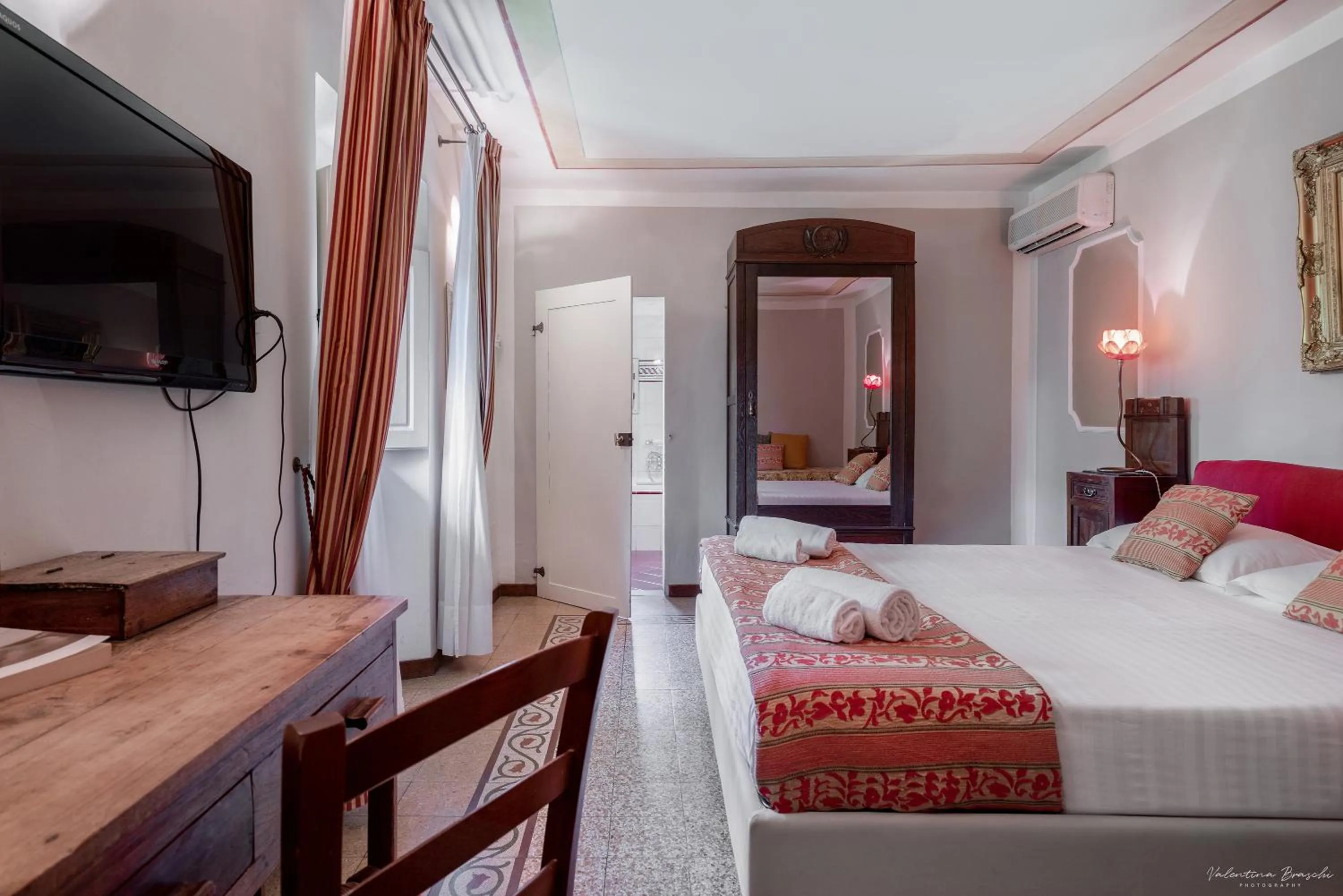 Bed in Villa Ape Rosa Relais