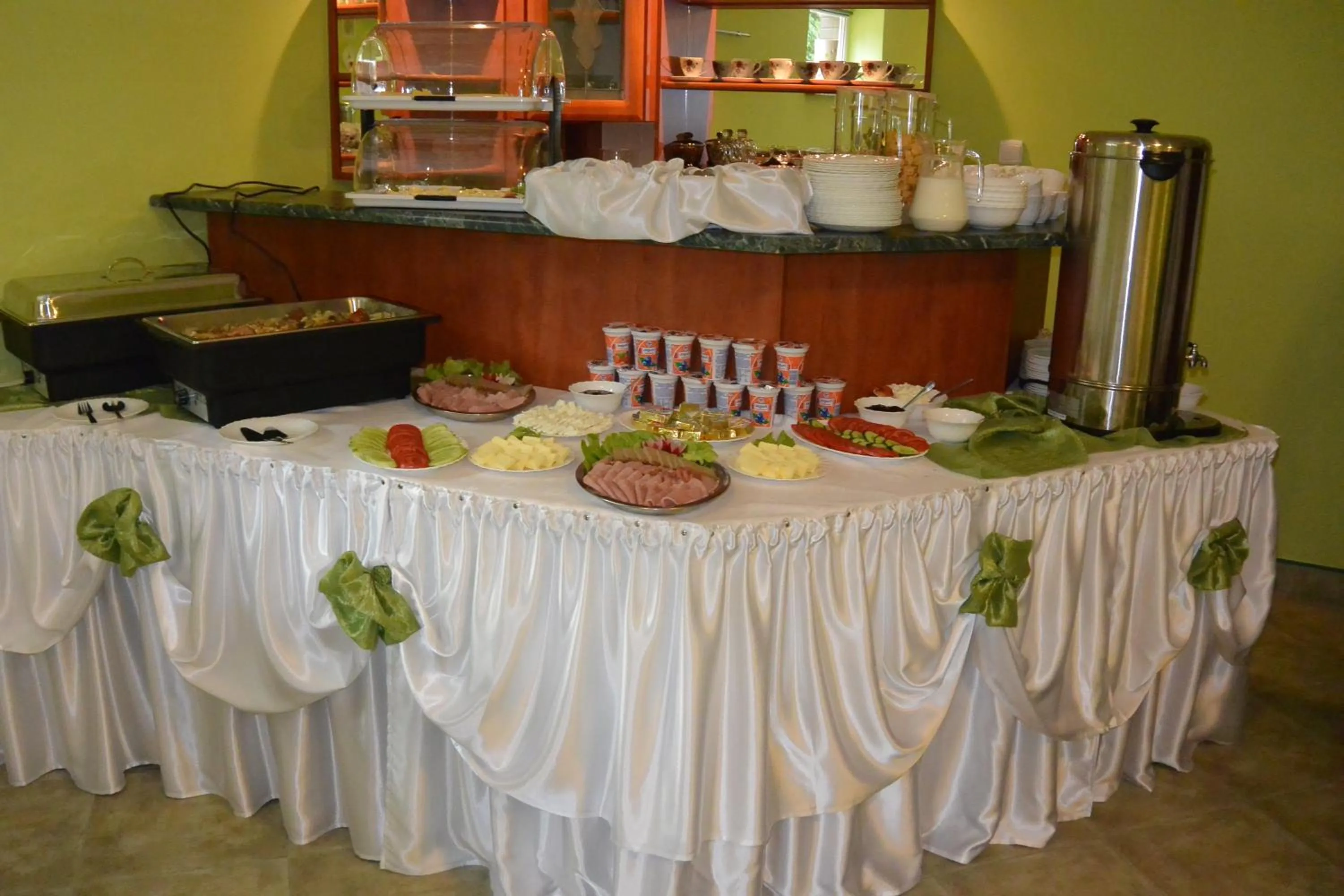 Buffet breakfast in VITA Augustów