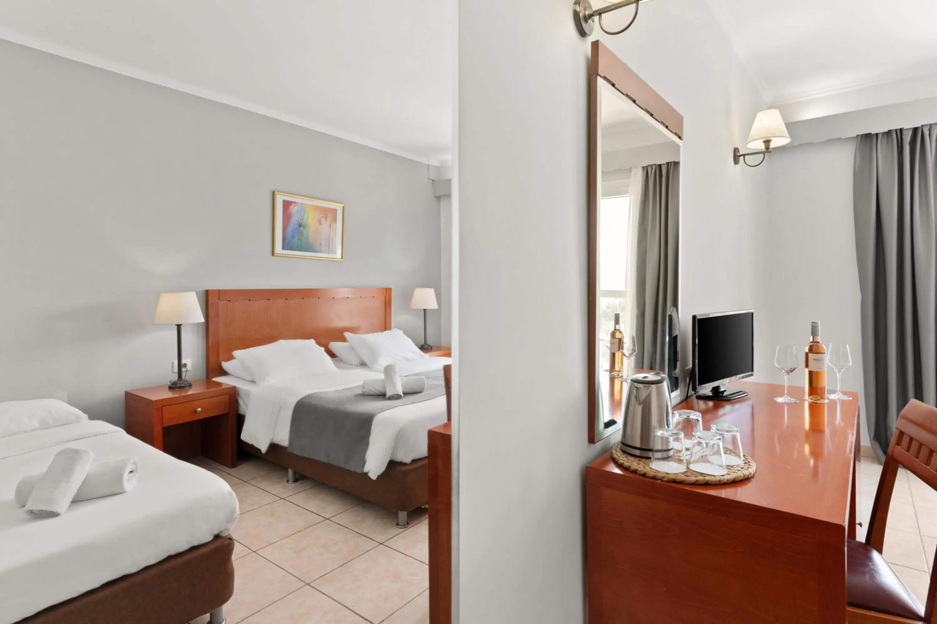 Bedroom, Bed in Ariti Grand Hotel