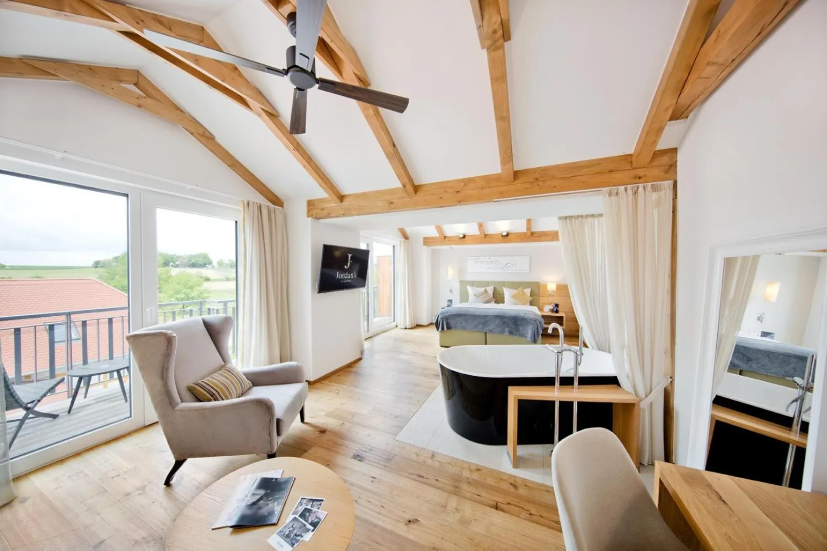 Photo of the whole room in Jordan's Untermühle