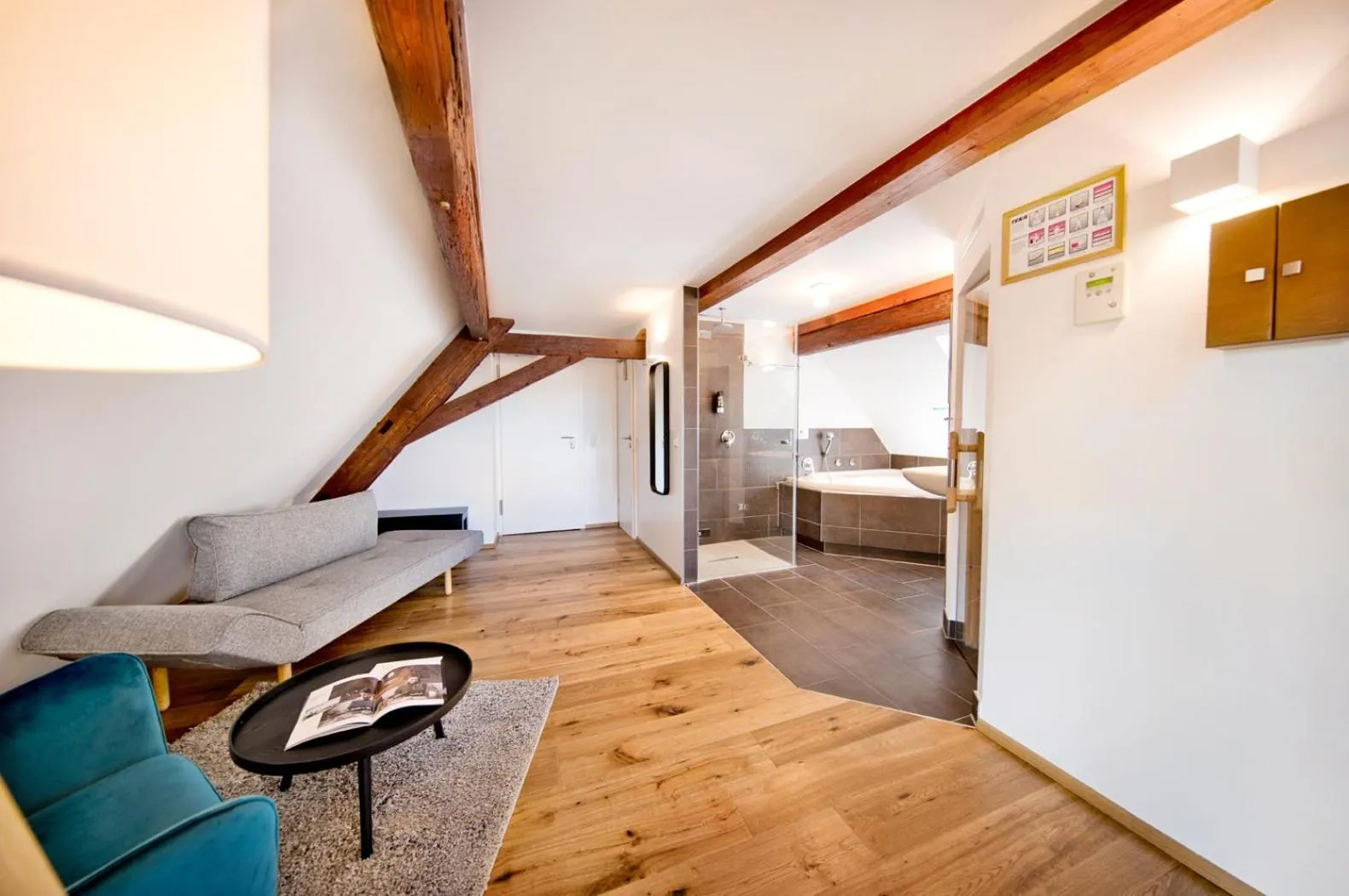 Photo of the whole room, Bed in Jordan's Untermühle