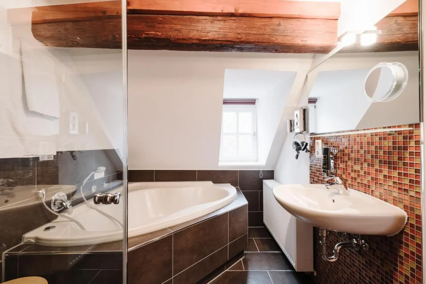 Photo of the whole room in Jordan's Untermühle