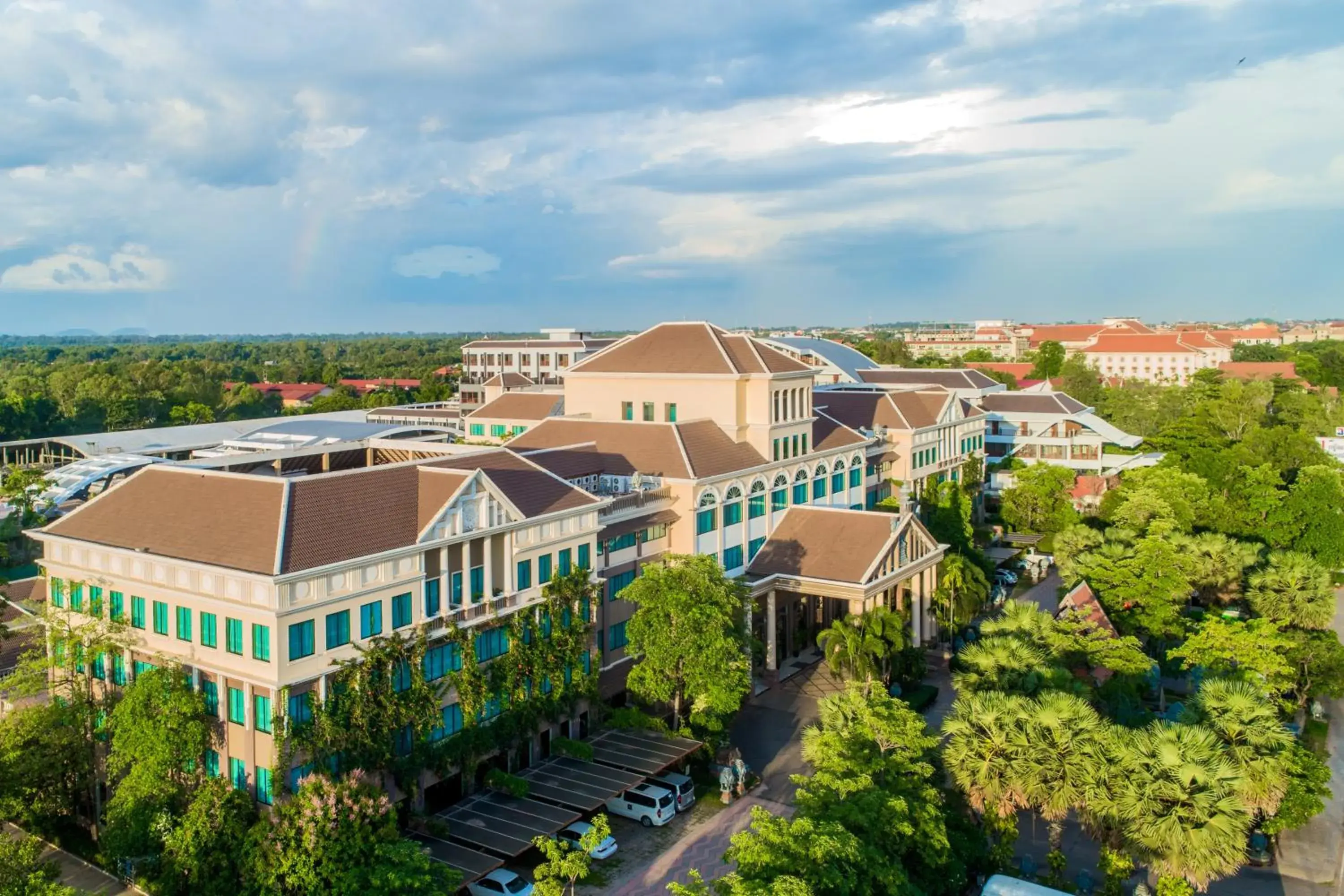 Facade/entrance, Bird's-eye View in Pacific Hotel & Spa