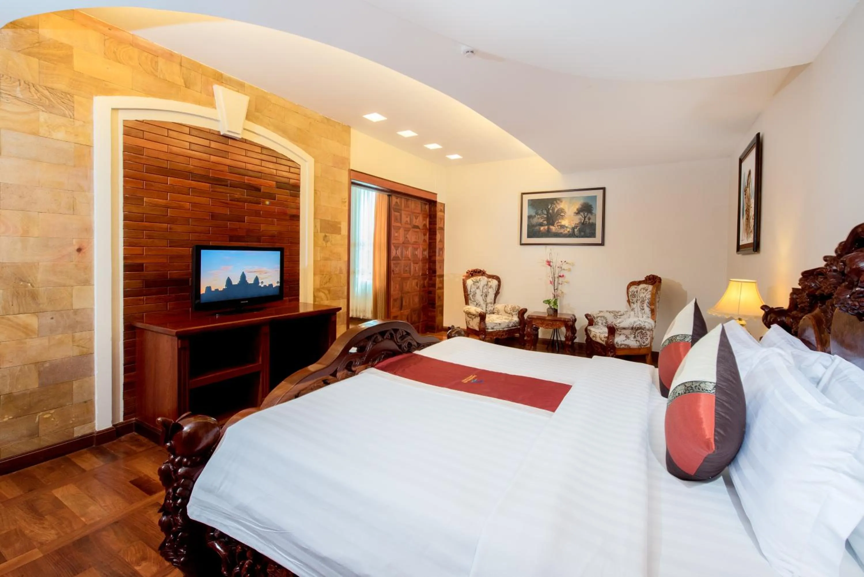 View (from property/room), Bed in Pacific Hotel & Spa