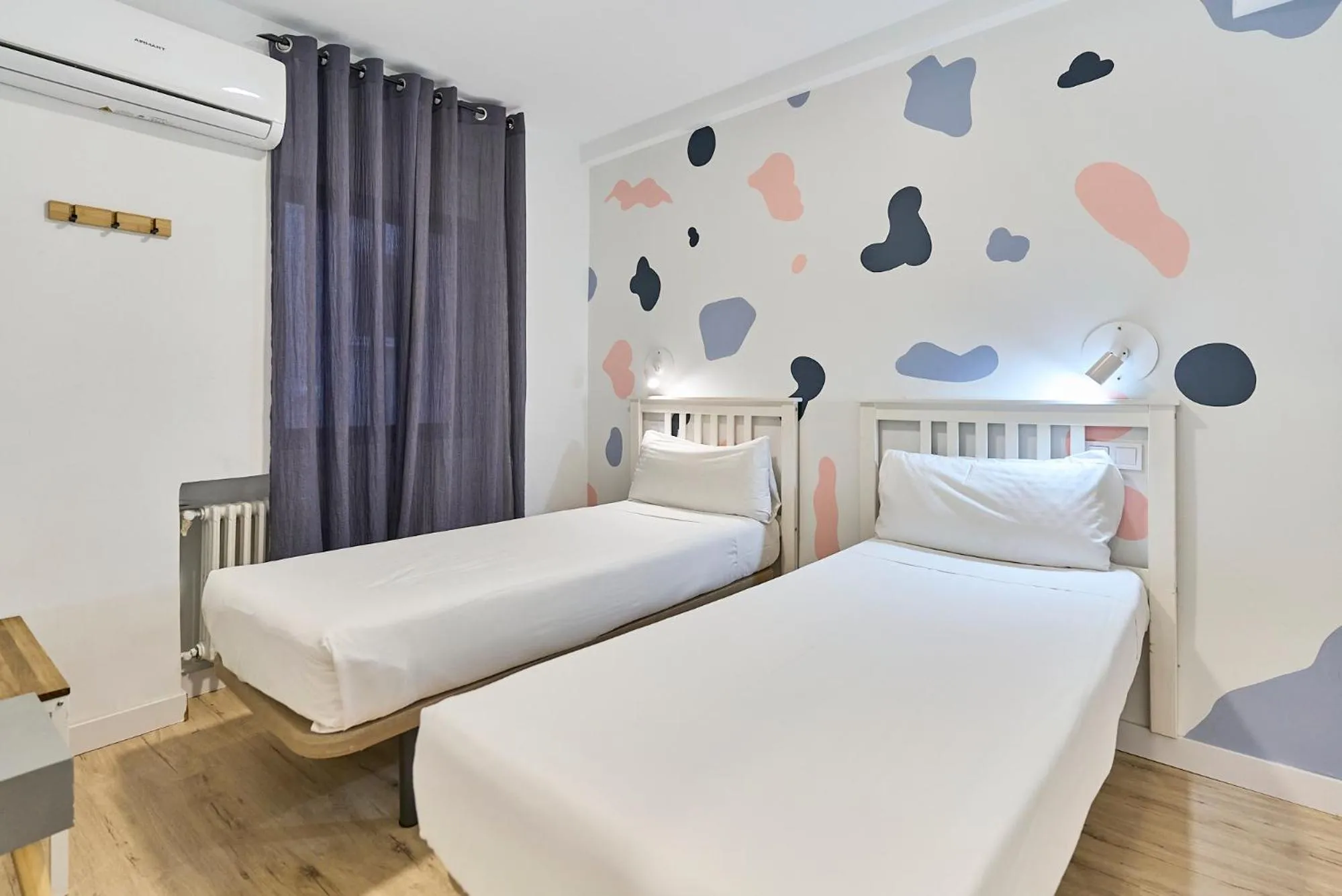 Bed in Hostal Carmen by gaiarooms