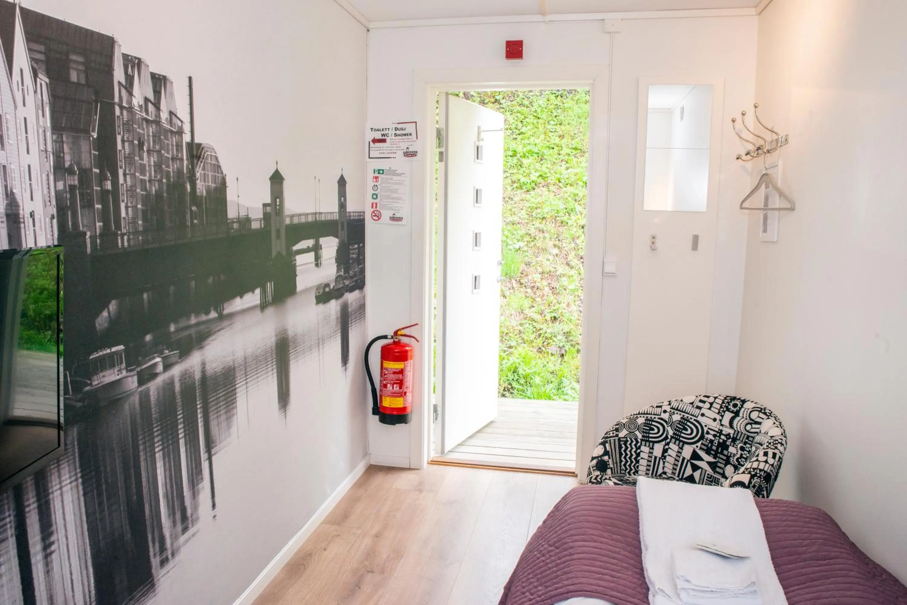 Decorative detail, Bed in Sandmoen Bed & Breakfast, Free Parking