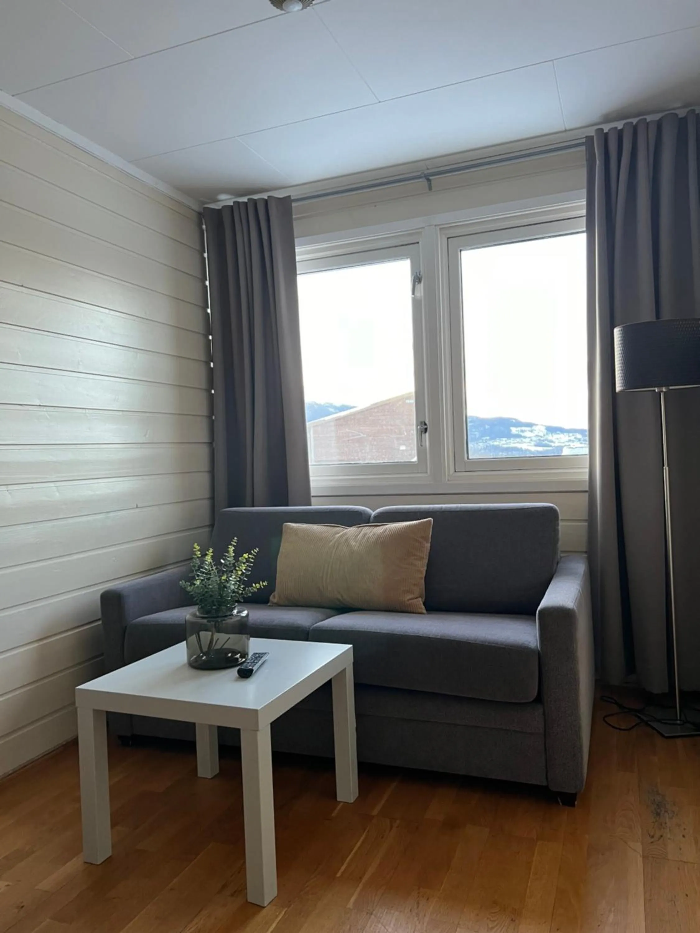 Living room in Sandmoen Bed & Breakfast, Free Parking