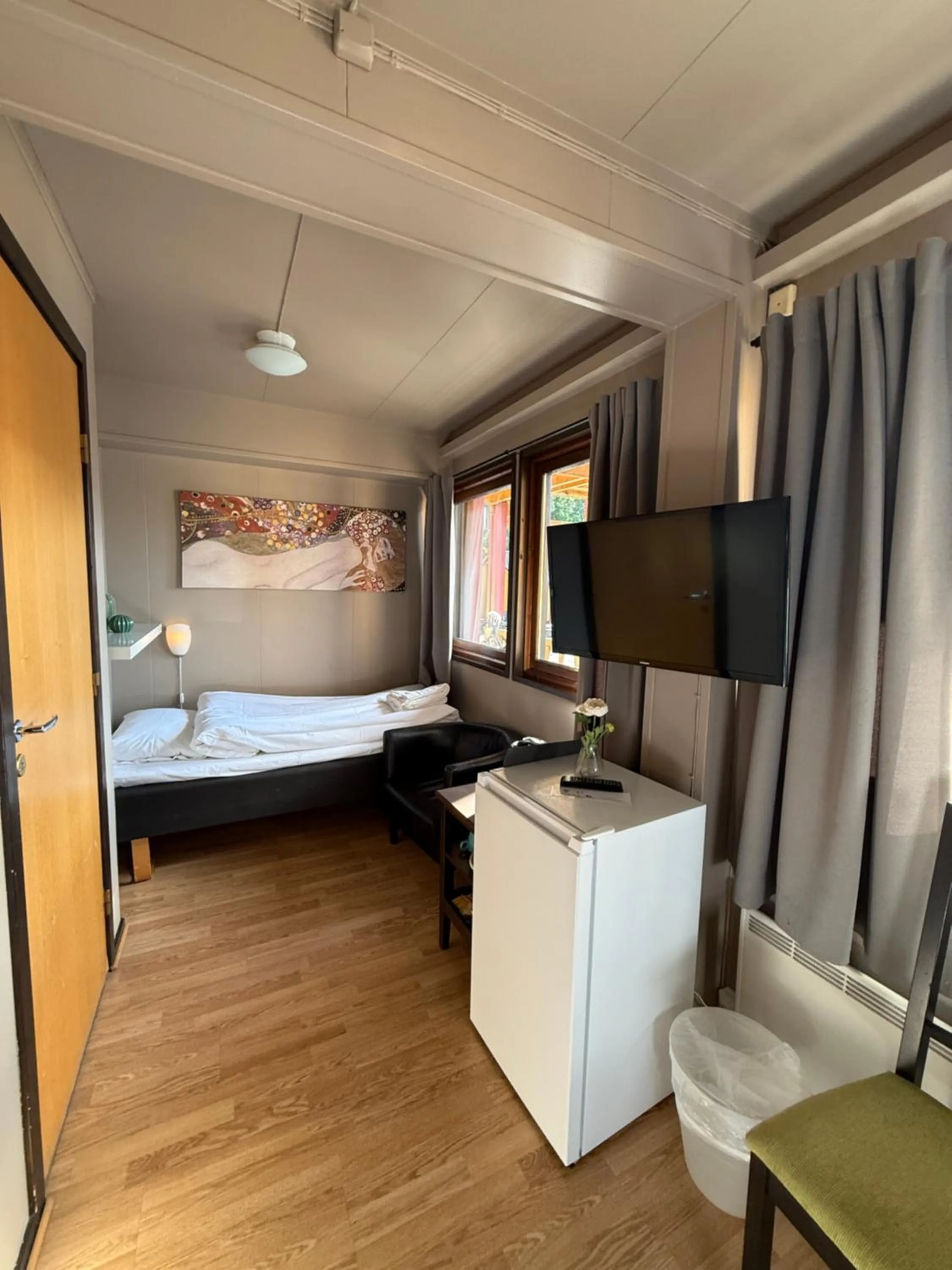 Bed in Sandmoen Bed & Breakfast, Free Parking