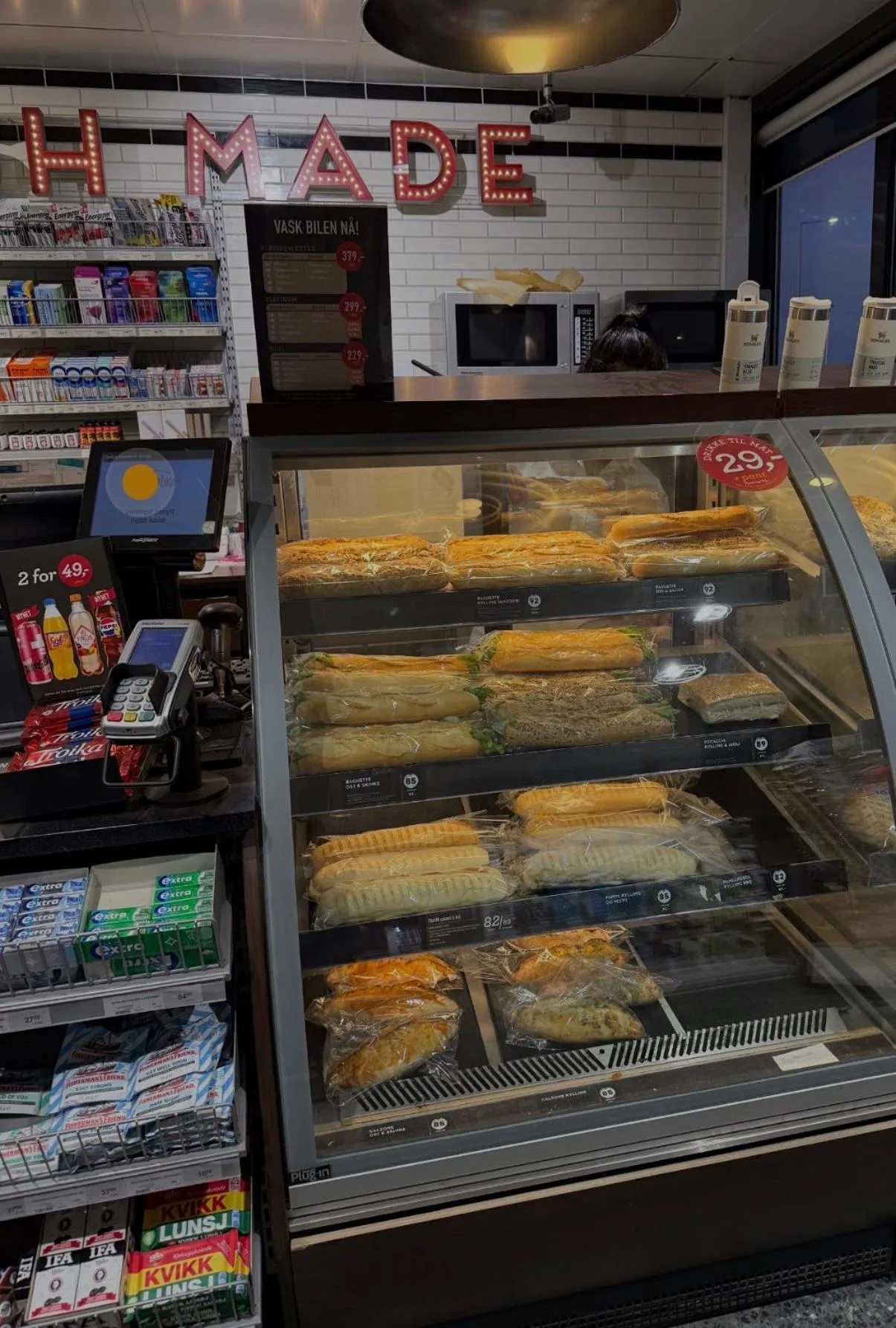 Food in Sandmoen Bed & Breakfast, Free Parking