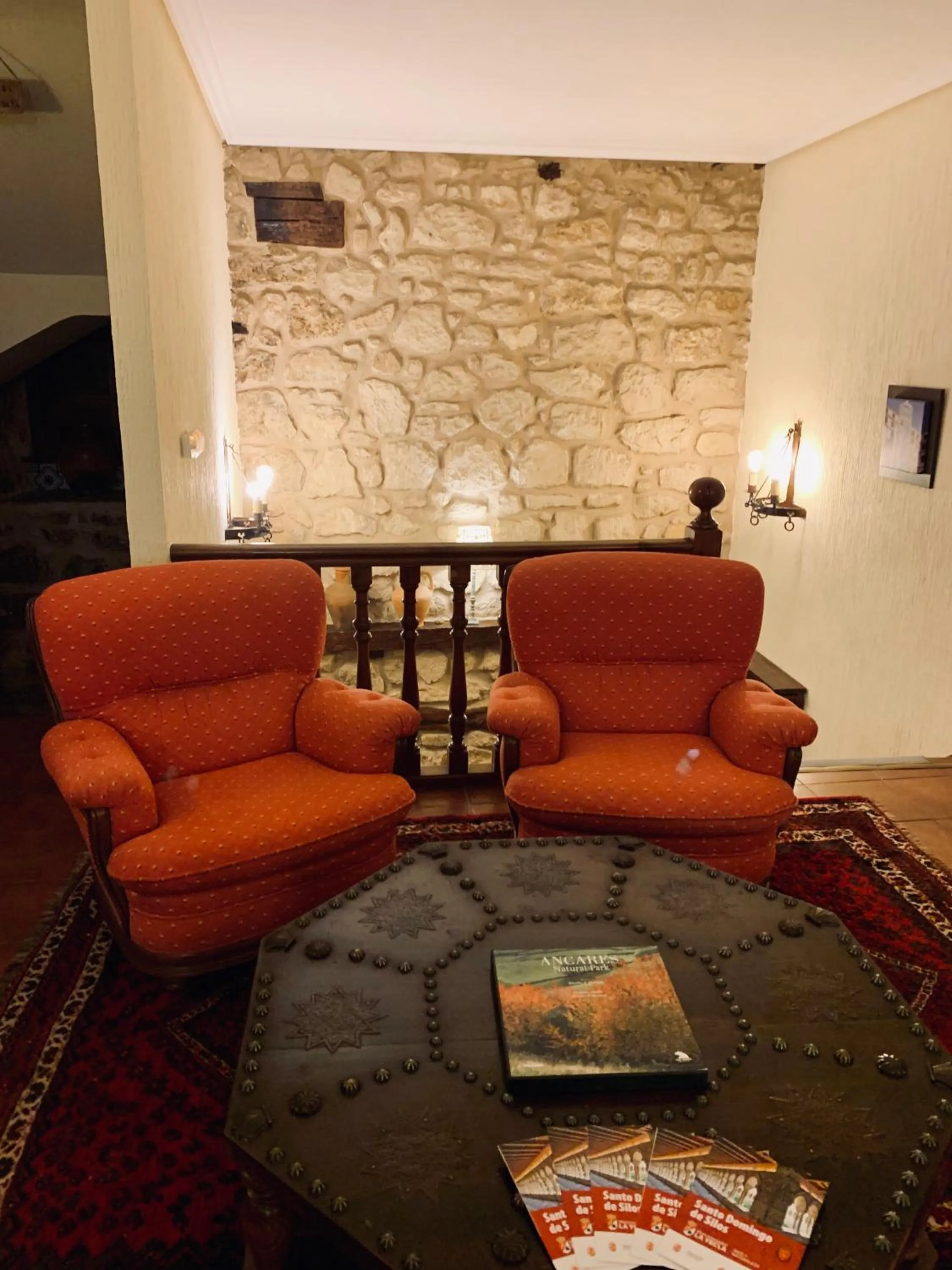 Hotel Tres Coronas de Silos