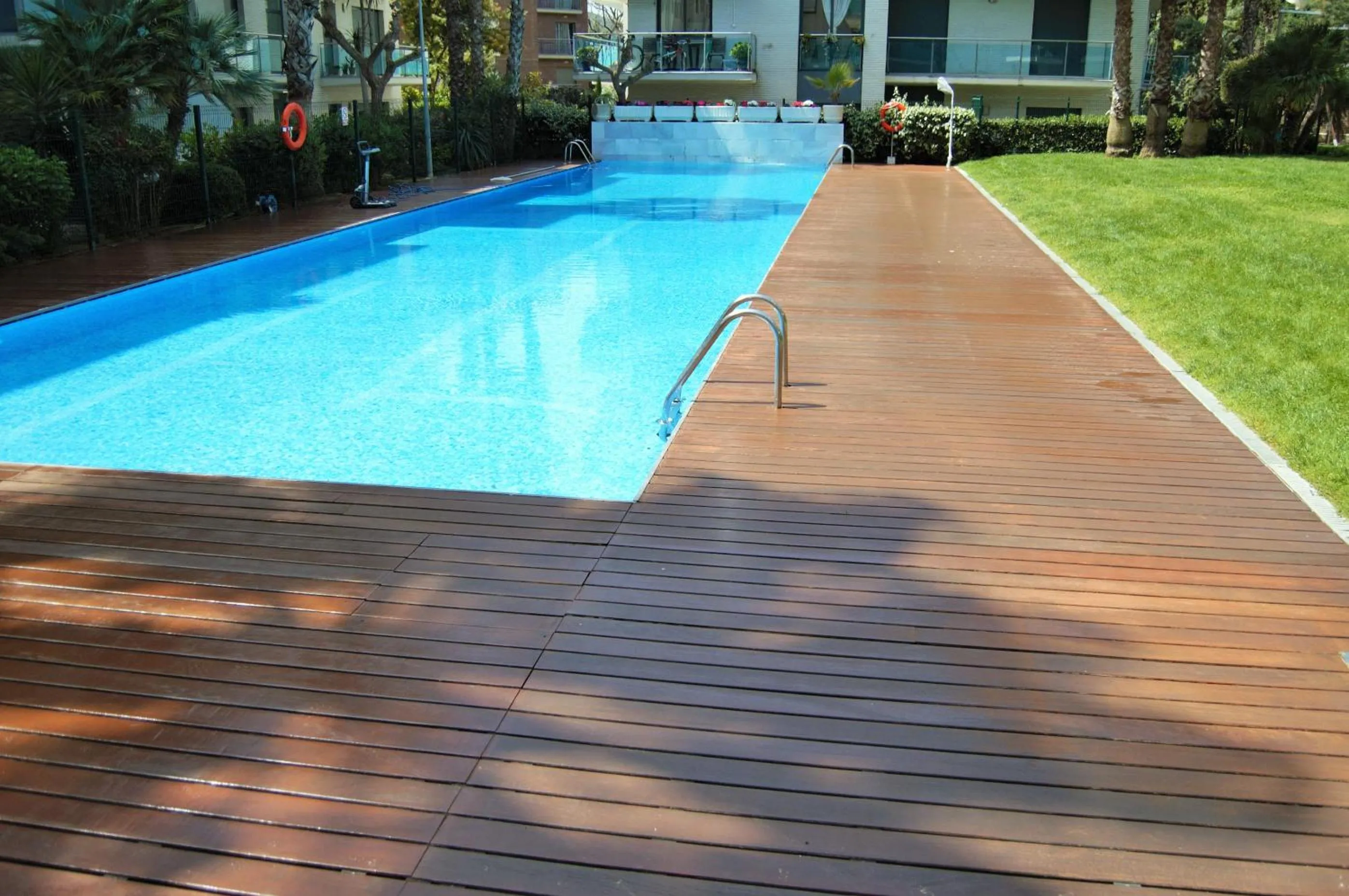 Swimming pool in Apartamento Ainara Garden Family