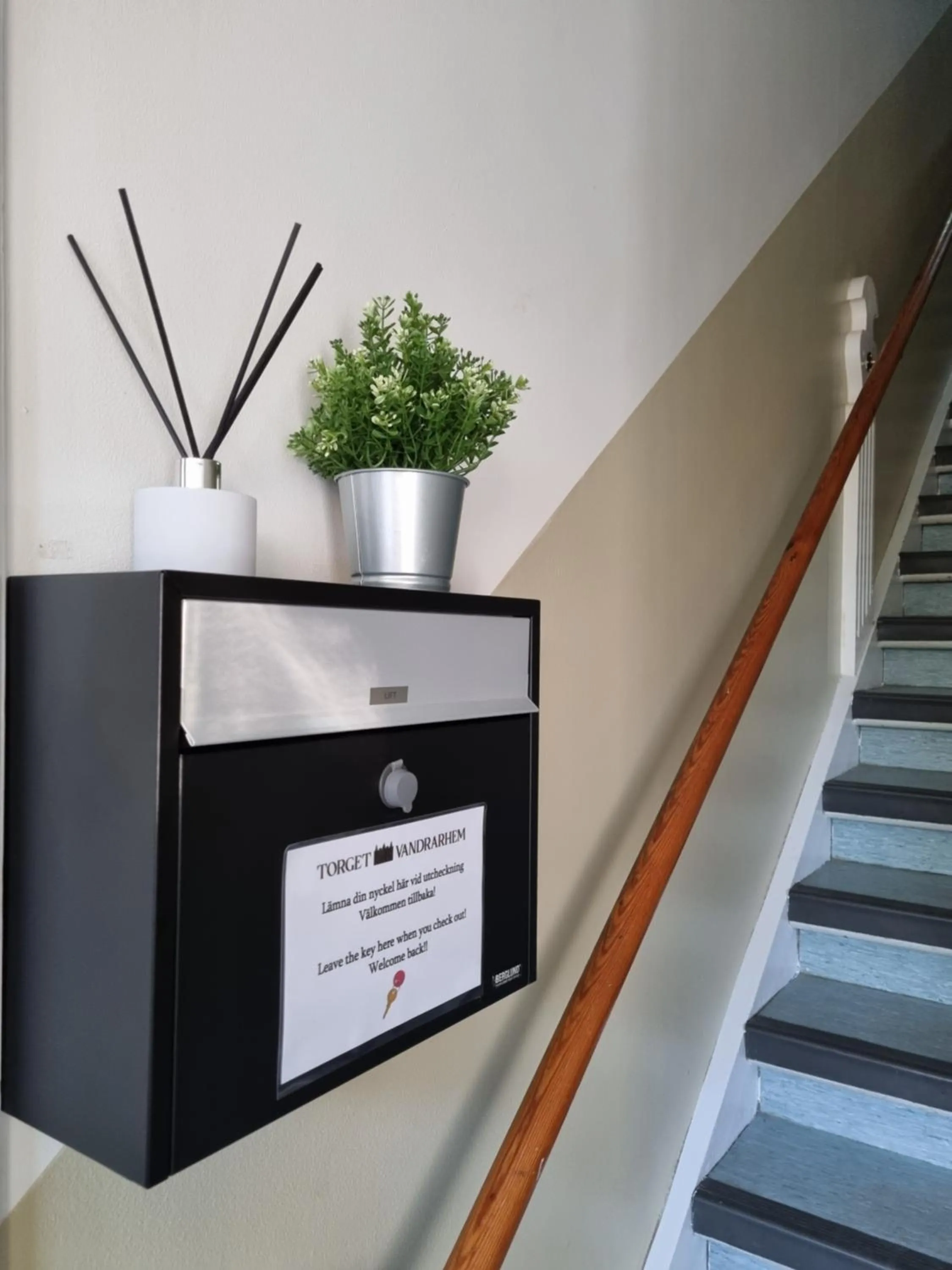 Facade/entrance in Torget Vandrarhem