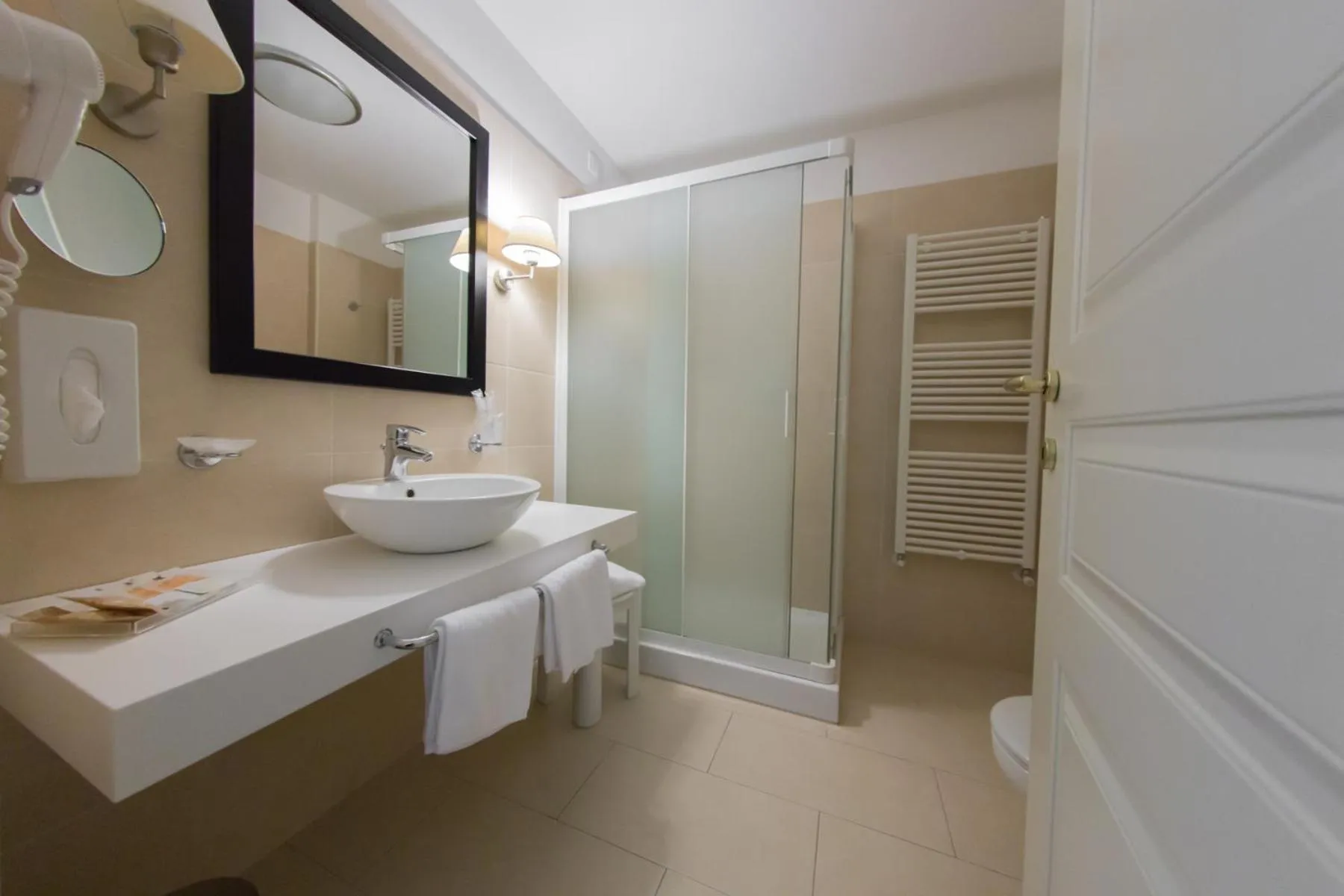 Bathroom in Il Parco Sul Mare Resort & SPA