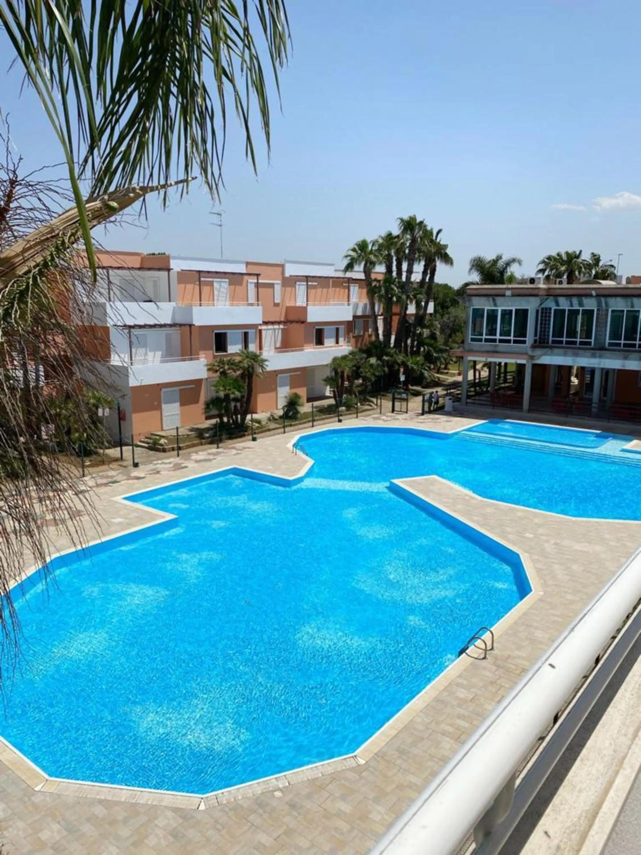 Swimming pool in Tramonti Residence