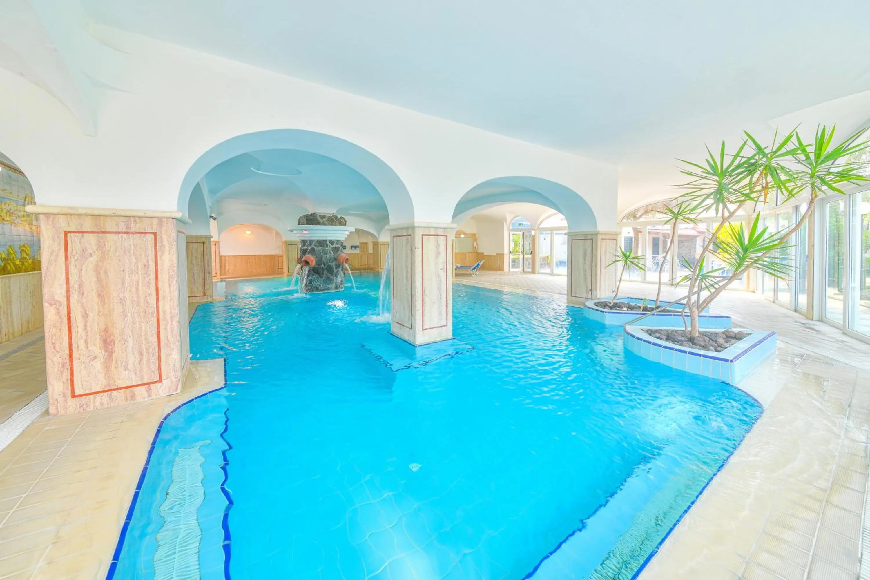 Swimming pool in Hotel Felix Terme