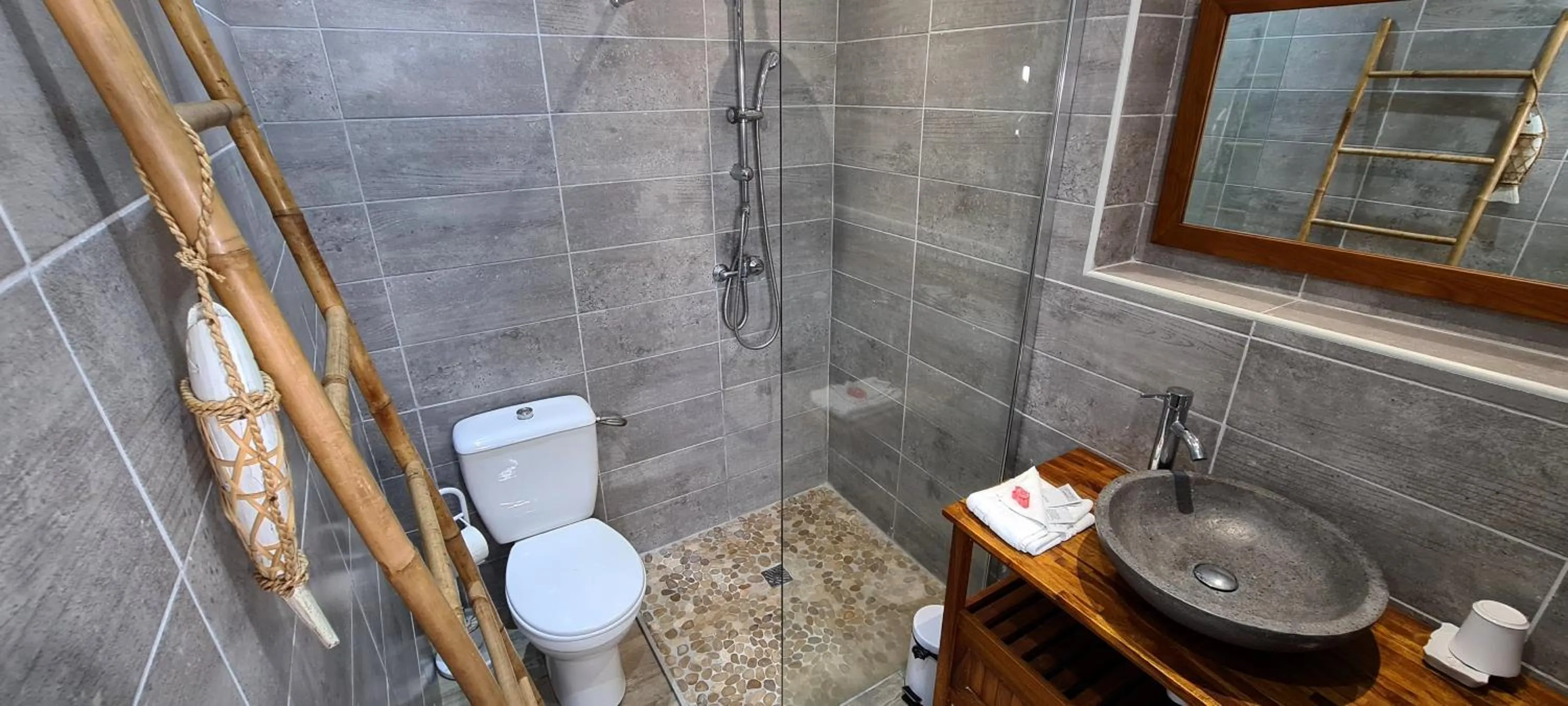 Bathroom in Brise Marine