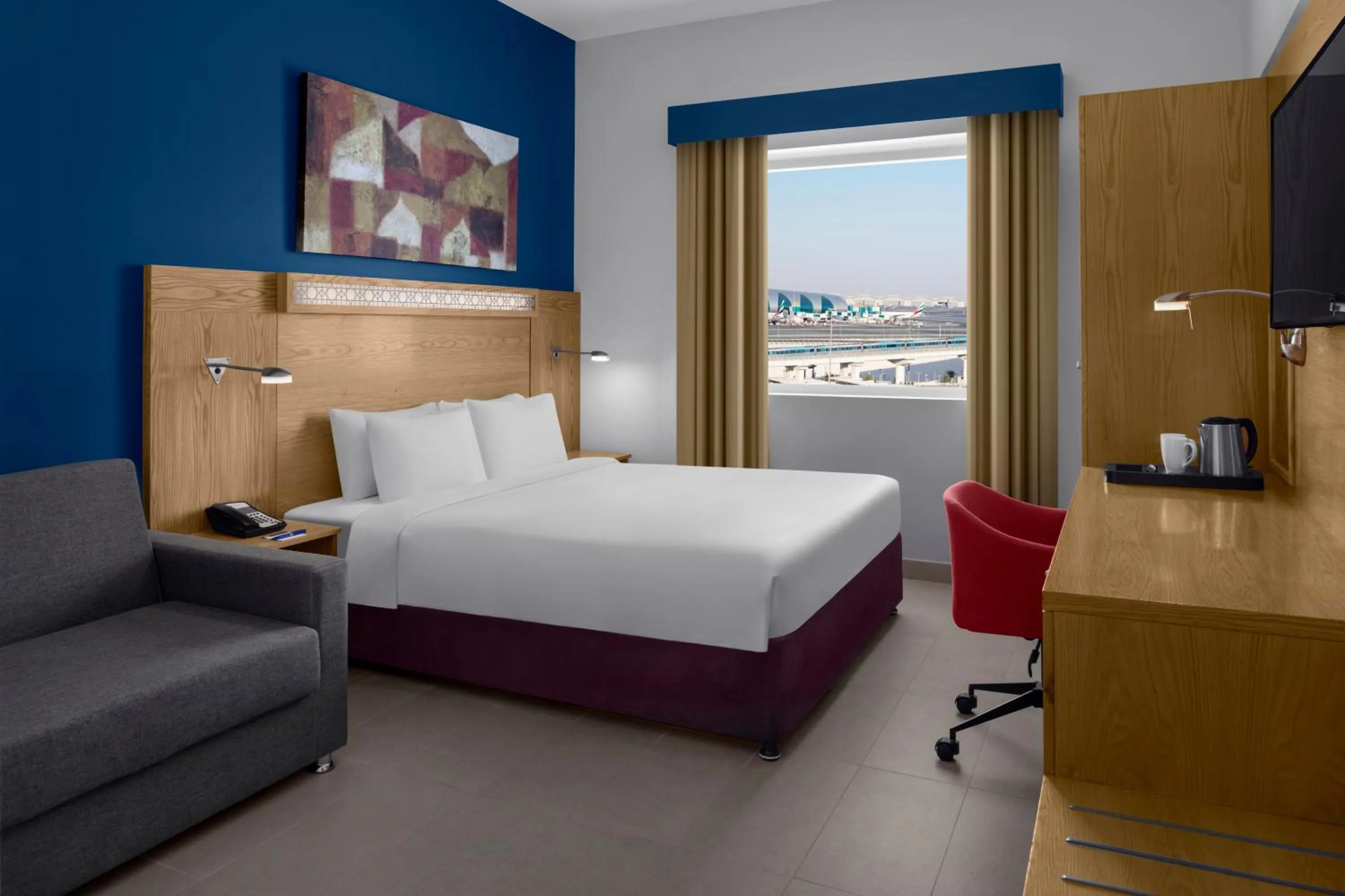 Photo of the whole room, Bed in Holiday Inn Express Dubai Airport by IHG