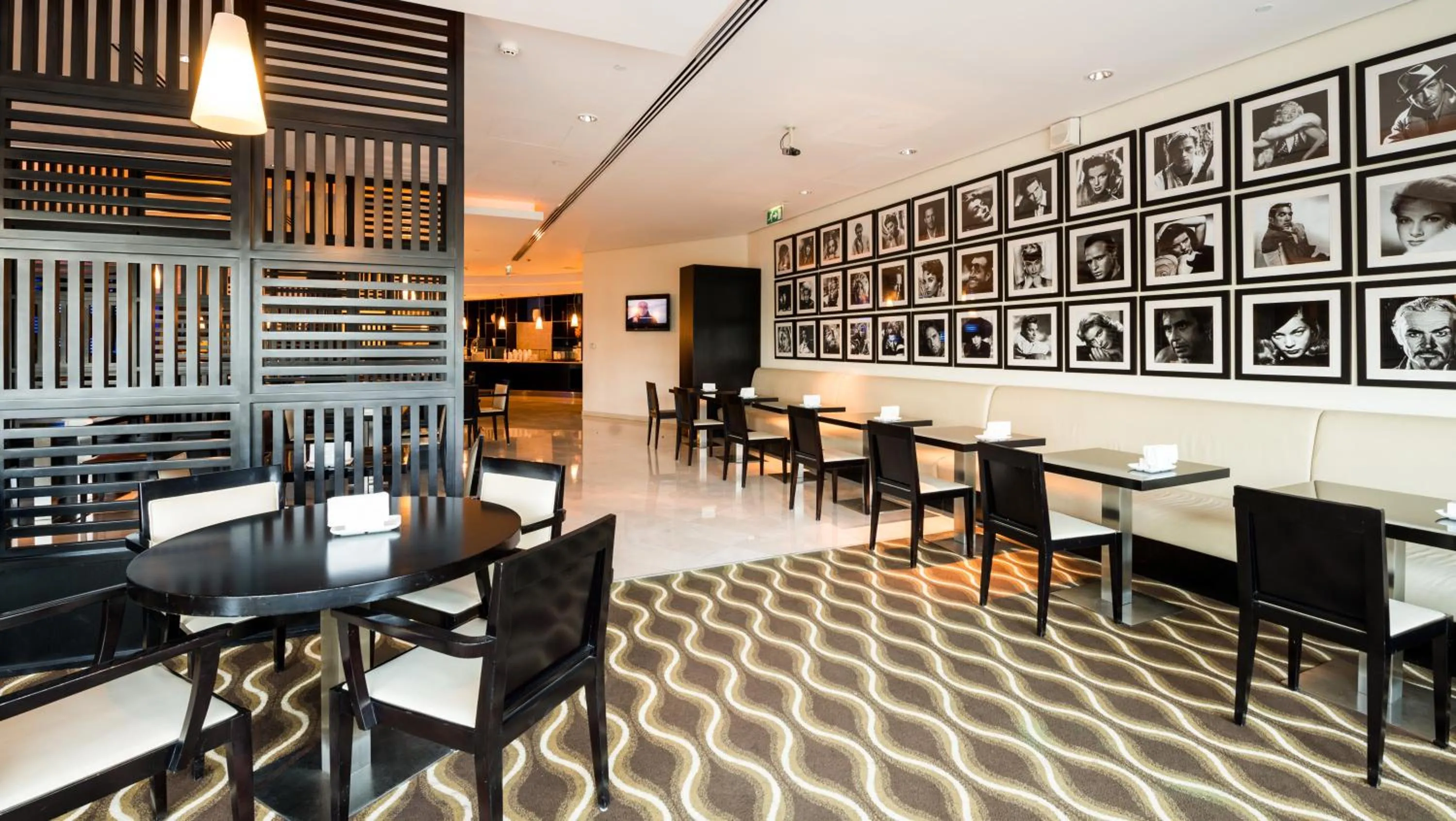 Restaurant/places to eat in Holiday Inn Express Dubai Airport by IHG