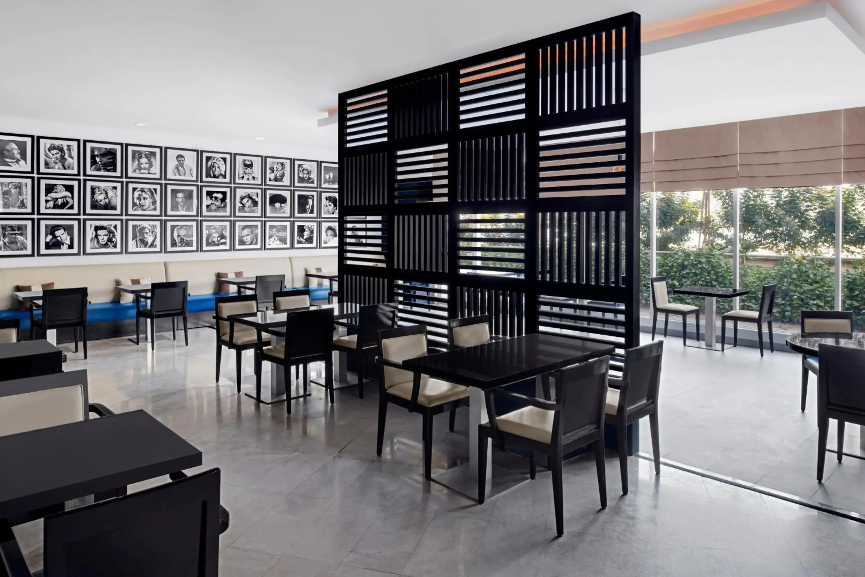 Restaurant/places to eat in Holiday Inn Express Dubai Airport by IHG Restaurant/places to eat in Holiday Inn Express Dubai Airport by IHG