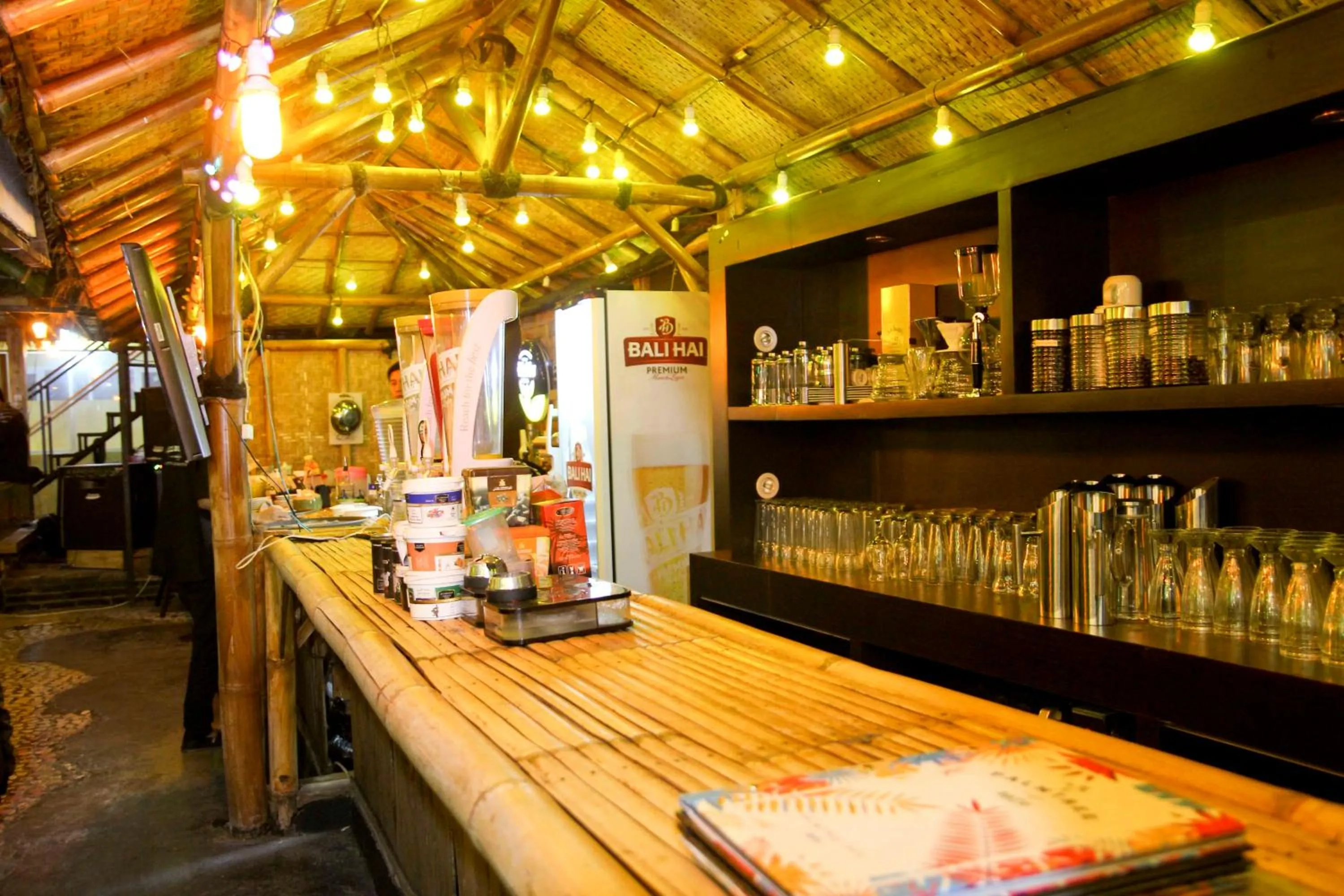 Restaurant/places to eat in Batuque Town Villa