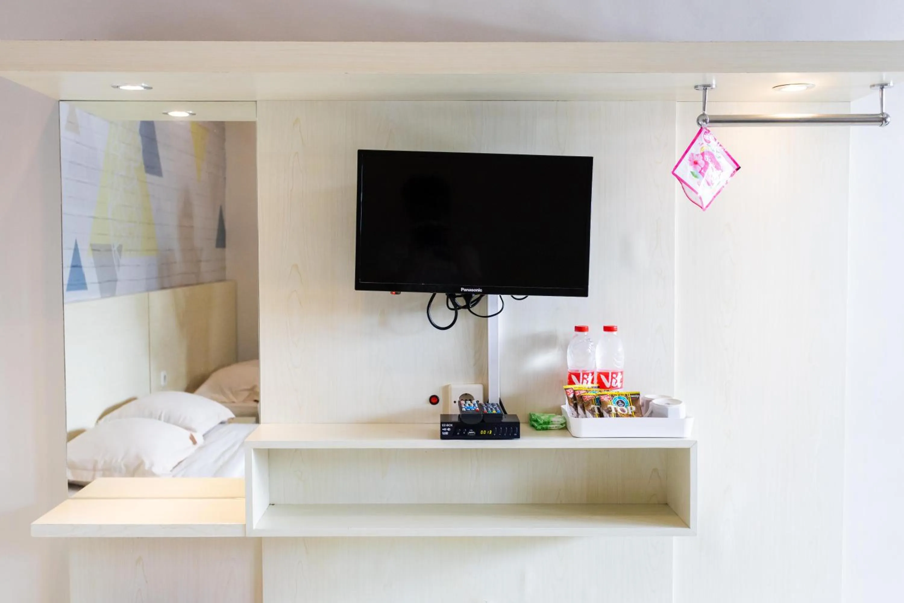 TV and multimedia, Bed in Batuque Town Villa