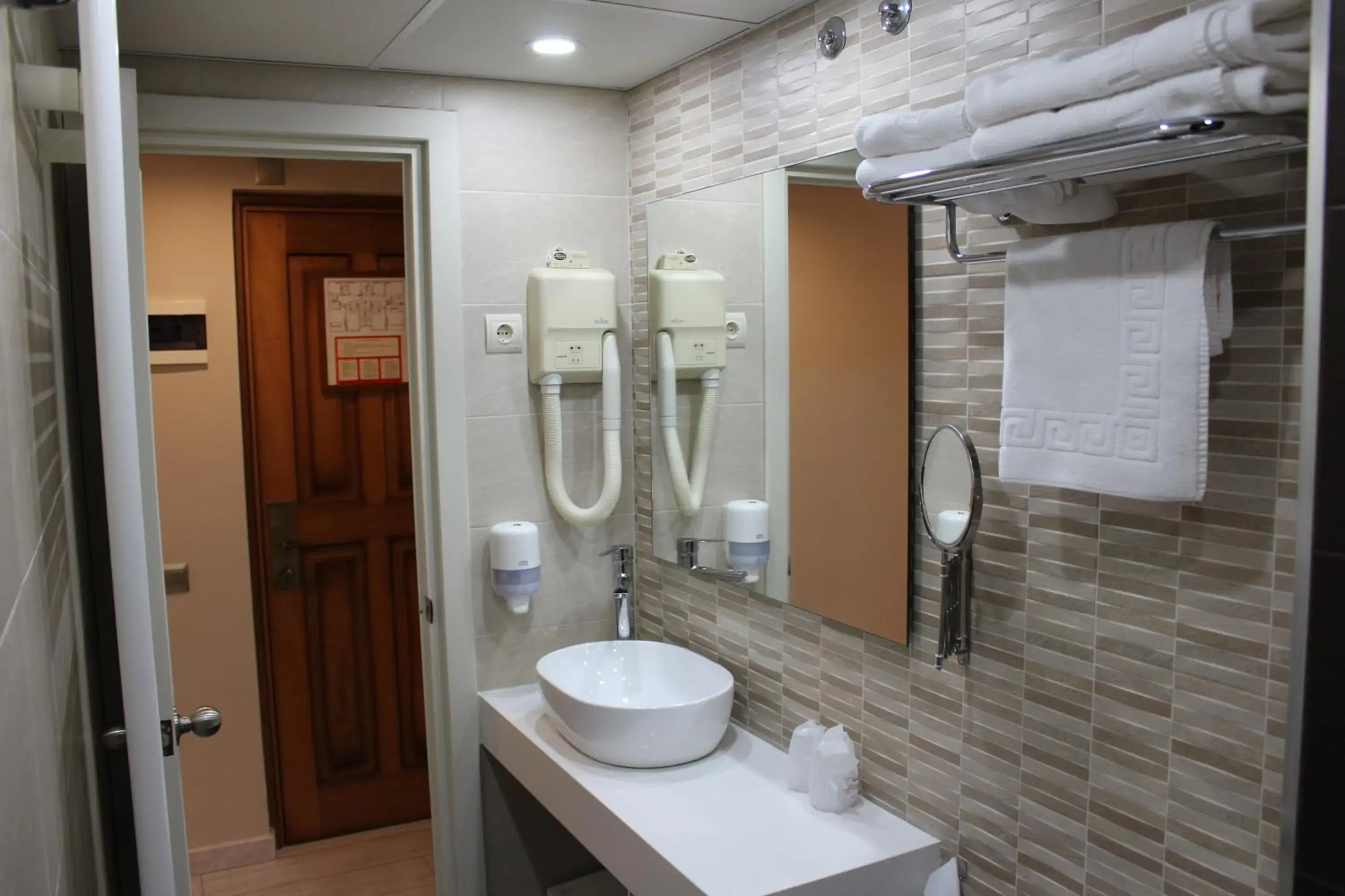 Twin Room in Hotel Alda A Boira Twin Room in Hotel Alda A Boira