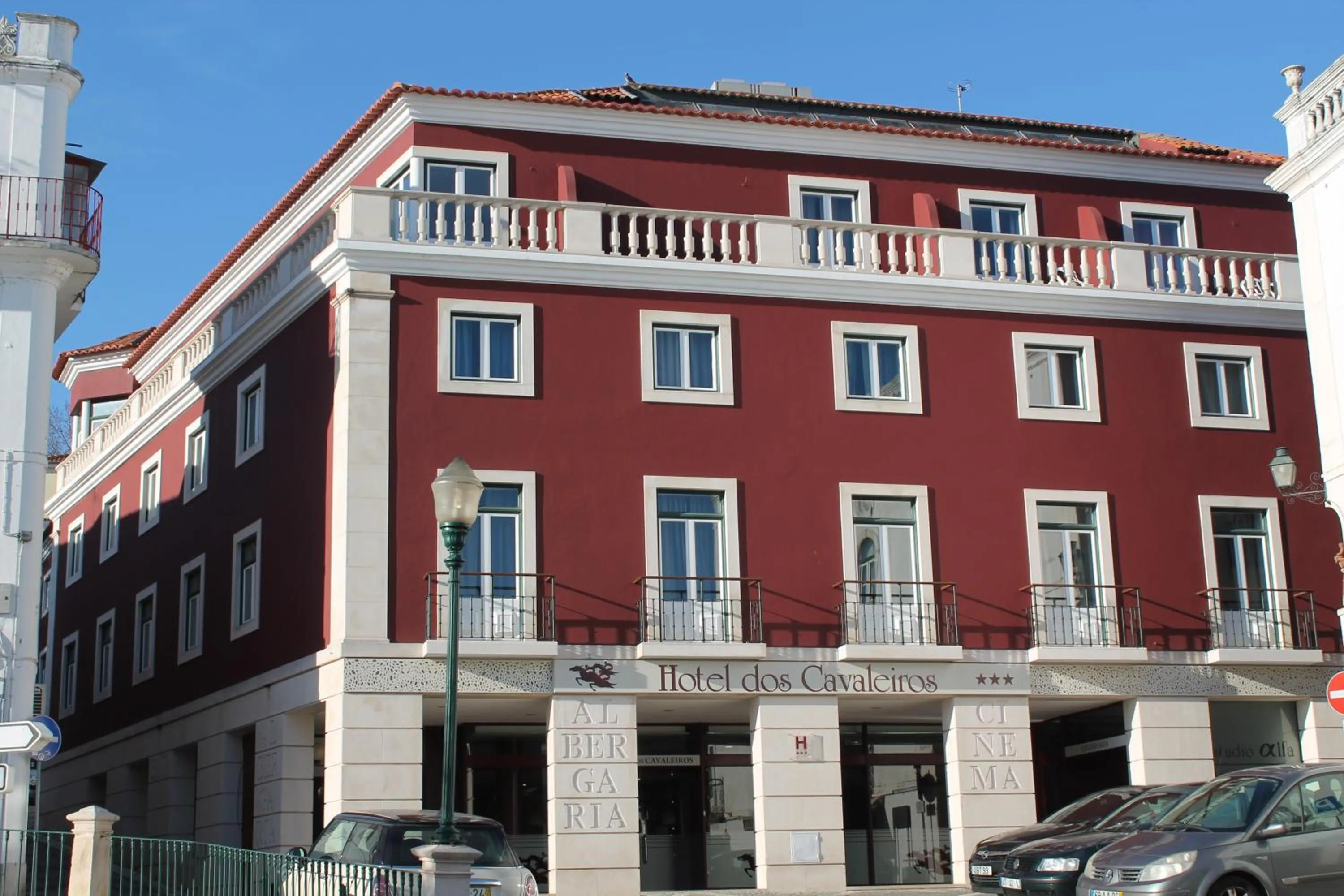 Property building in Hotel dos Cavaleiros